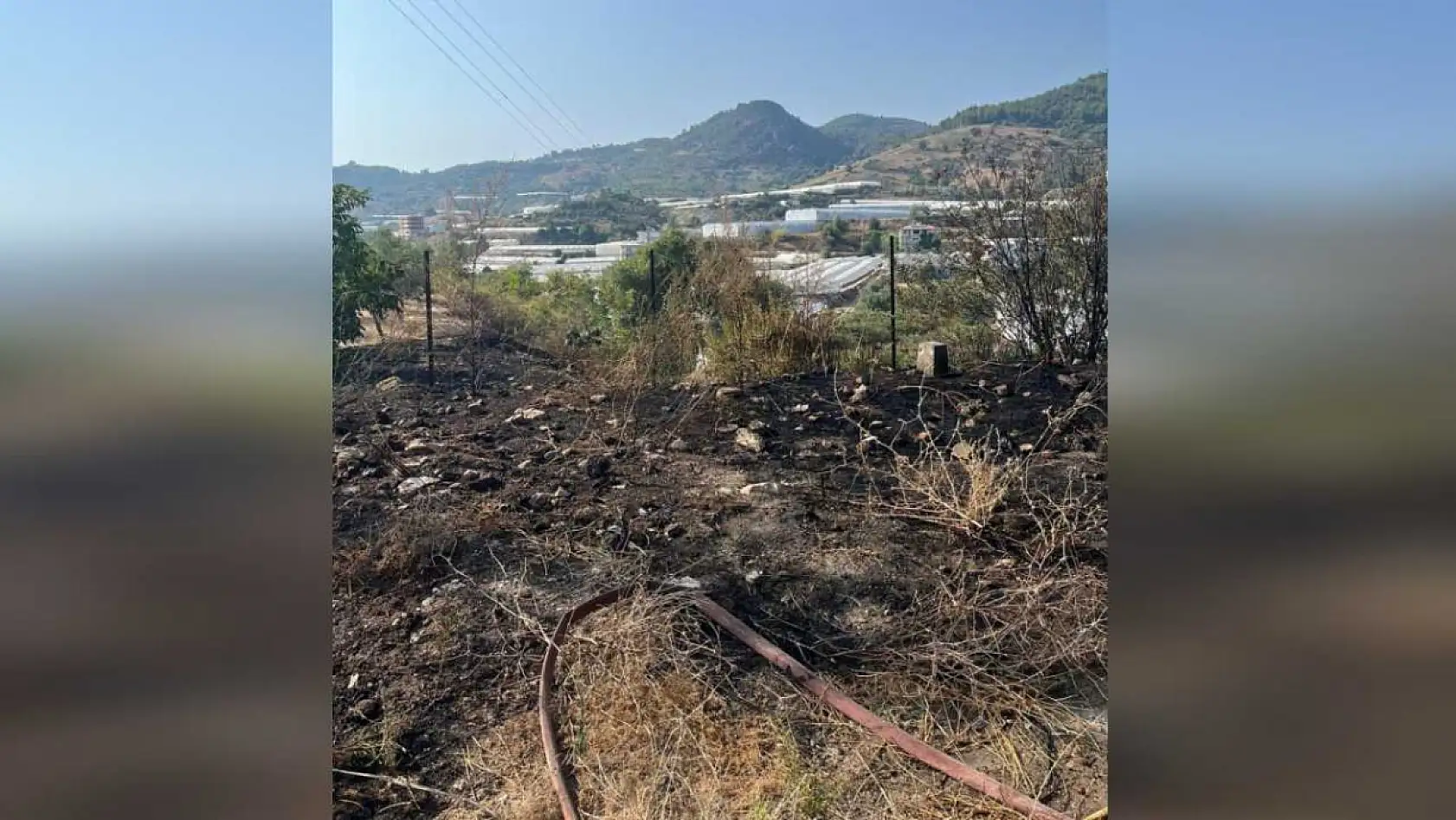 Alanya'da otluk alanda çıkan yangın büyümeden söndürüldü