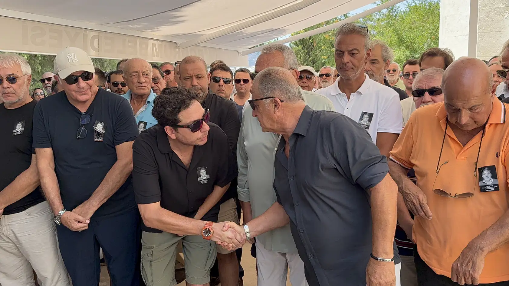 Spor basınının duayeni Ümit Aktan, Bodrum'da son yolculuğuna uğurlandı