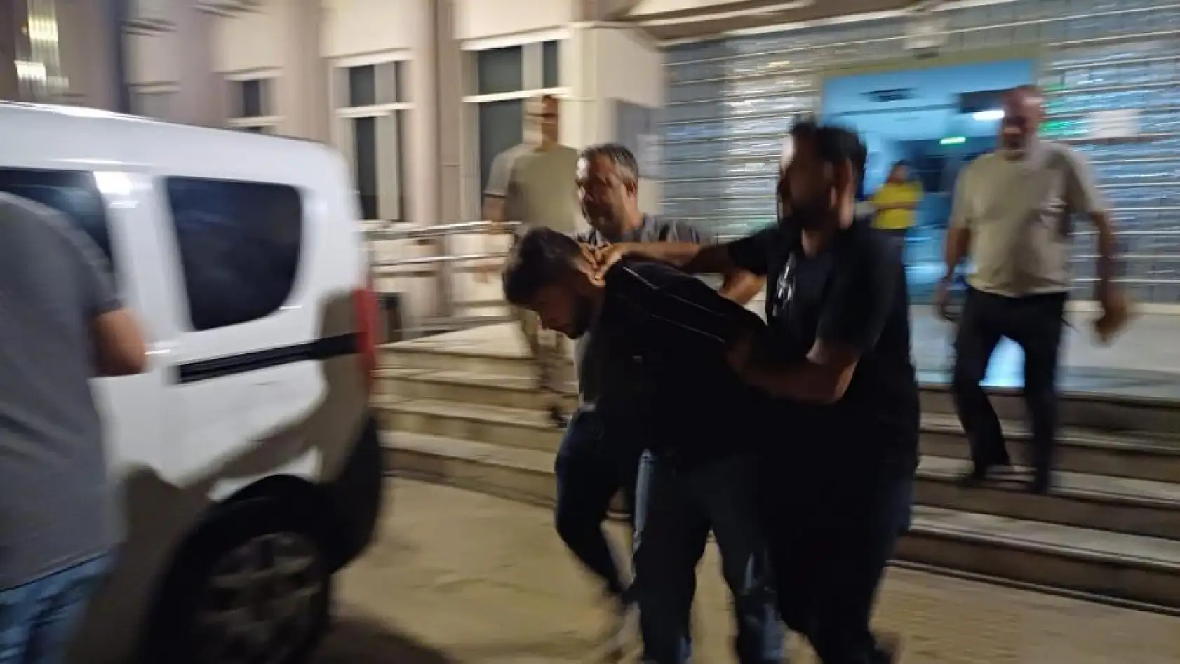 Aydın'da Üniversiteli Genç Kızın Ölümünde Erkek Arkadaşı Tutuklandı