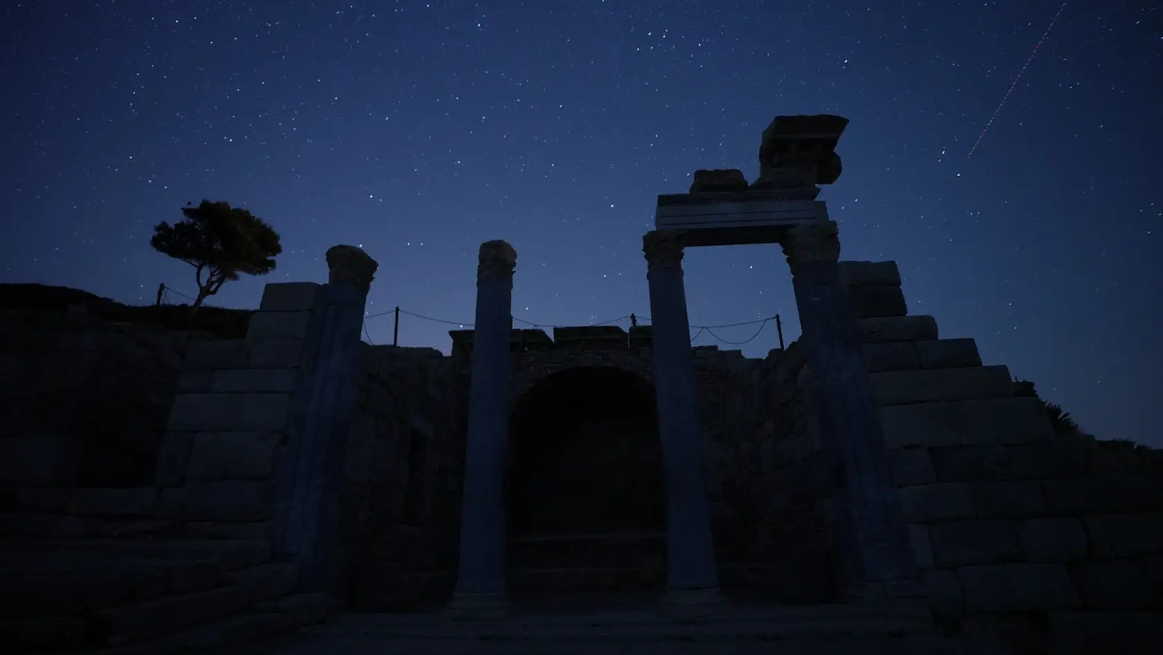 Meteor yağmuru Knidos Antik Kenti'nde görsel şölen oluşturdu