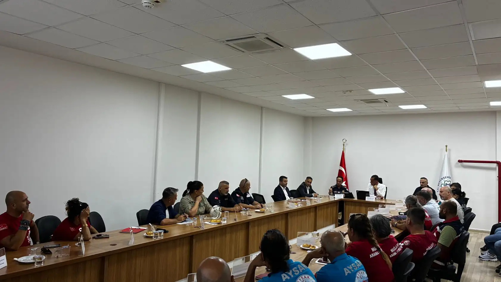 Muğla'da Enkaz Eğitim Alanı ve Köpek Eğitim Merkezi için toplantı düzenlendi