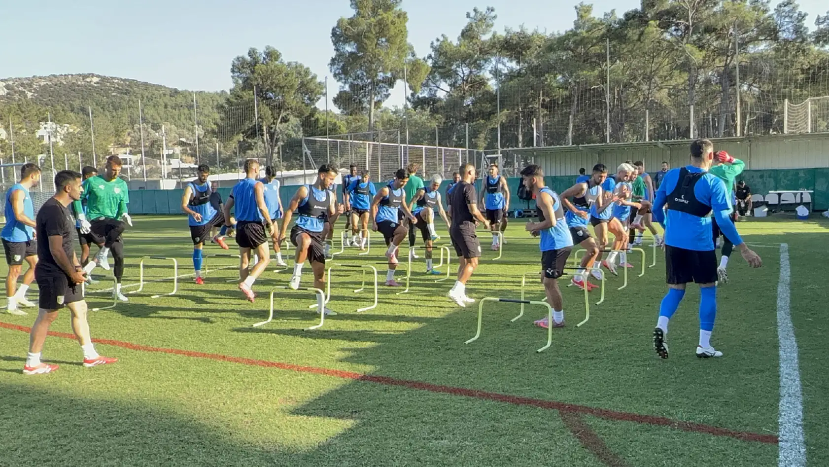 Burhan Eşer: 'İnşallah, Sivasspor maçından istediğimiz sonuçla döneceğiz'