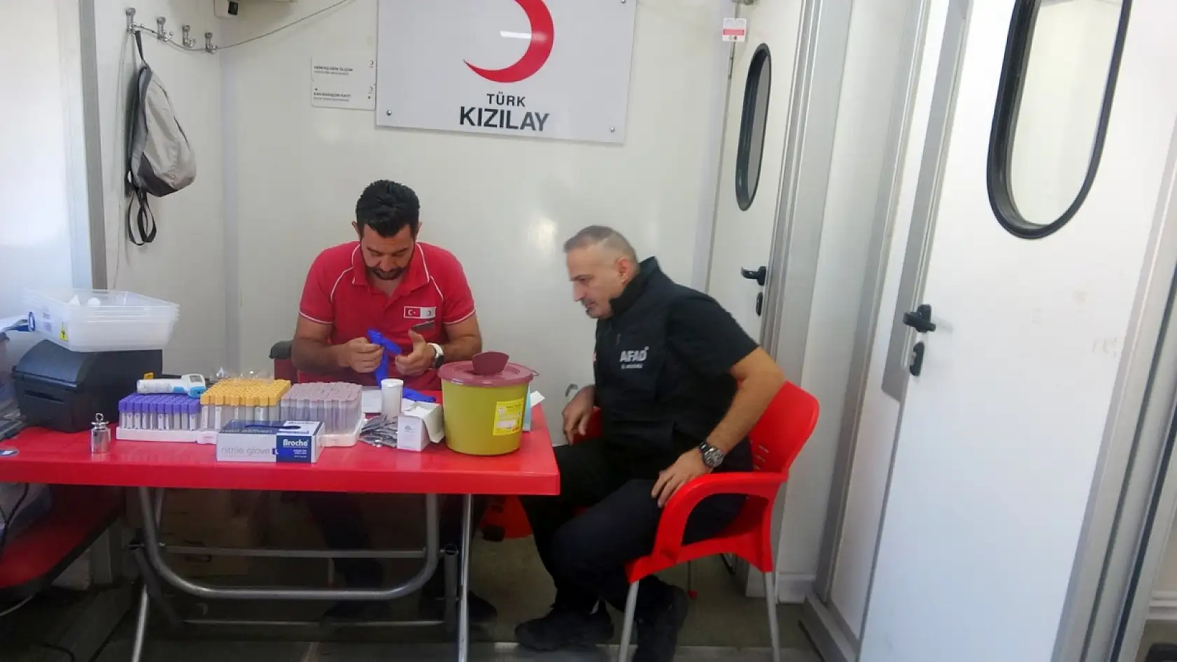 Muğla'da 'Candan Bağlıyız' kampanyasıyla kan bağışı etkinliği düzenlendi