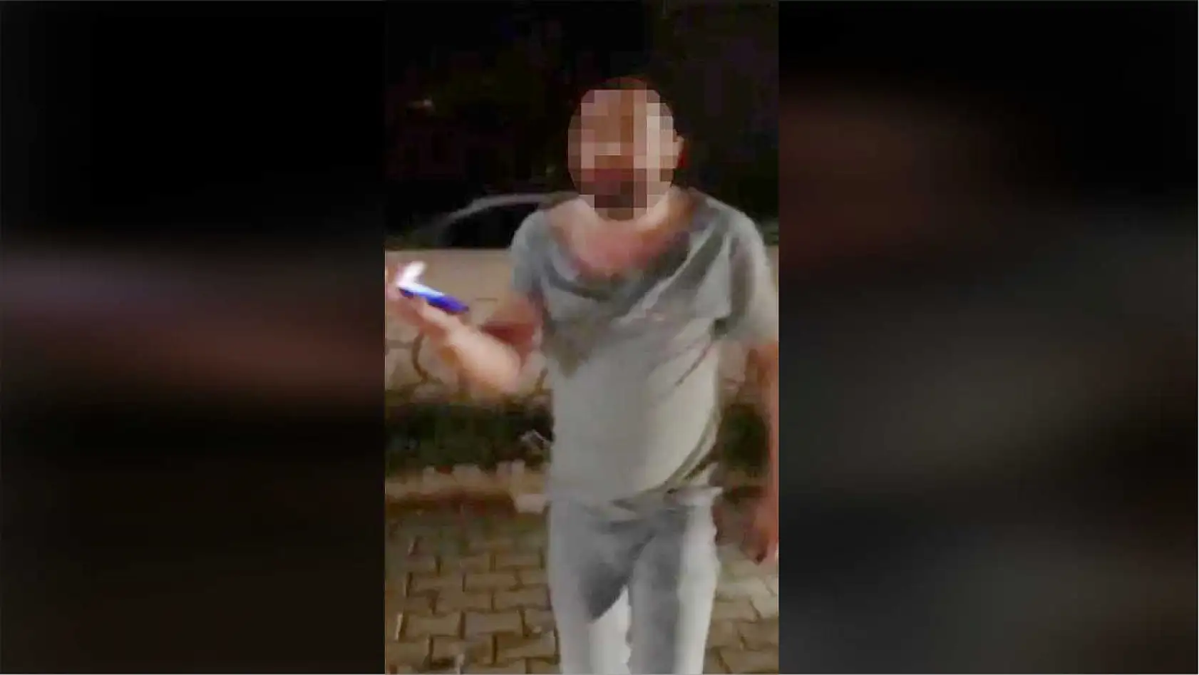 Otomobiliyle evine dönmek isteyen aileye dehşeti yaşattılar