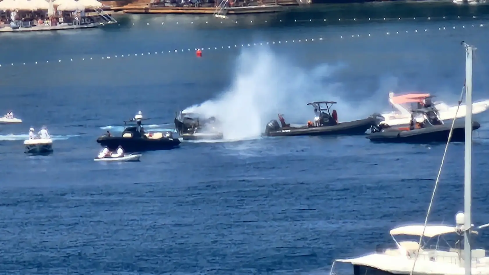 Bodrum'da tekne yangını