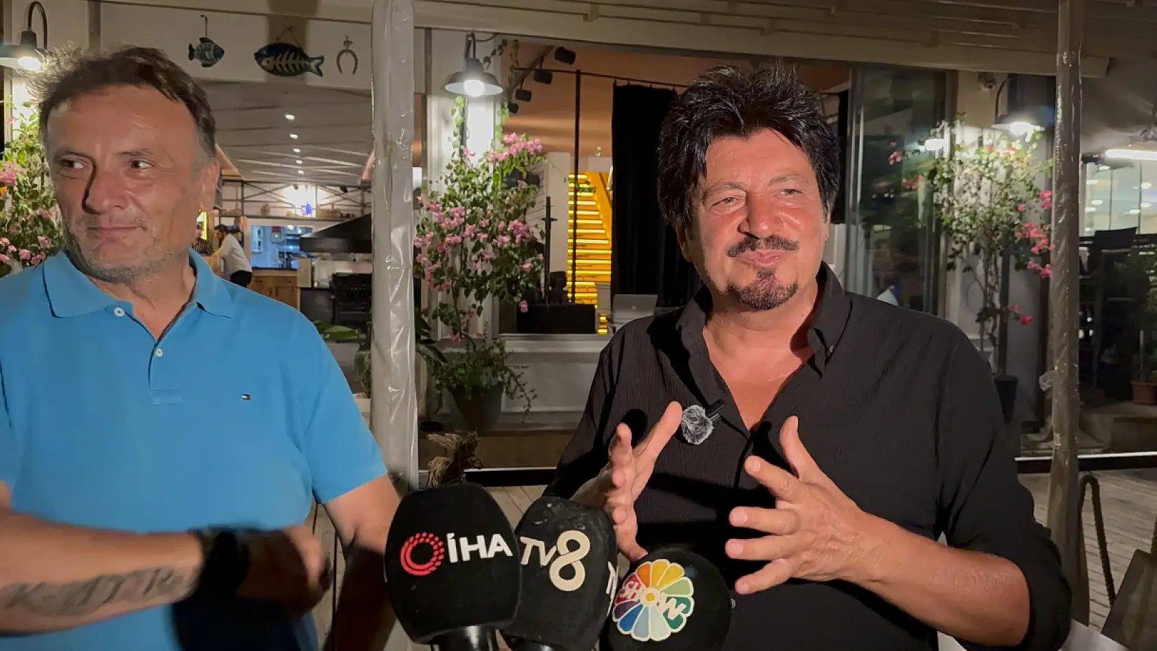 Bodrum'da sanatçı baskılara dayanamayıp davulunu kırarak sahneyi bıraktı