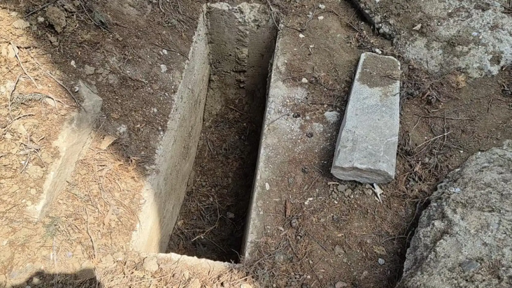 İnsana mezarda bile rahat yok