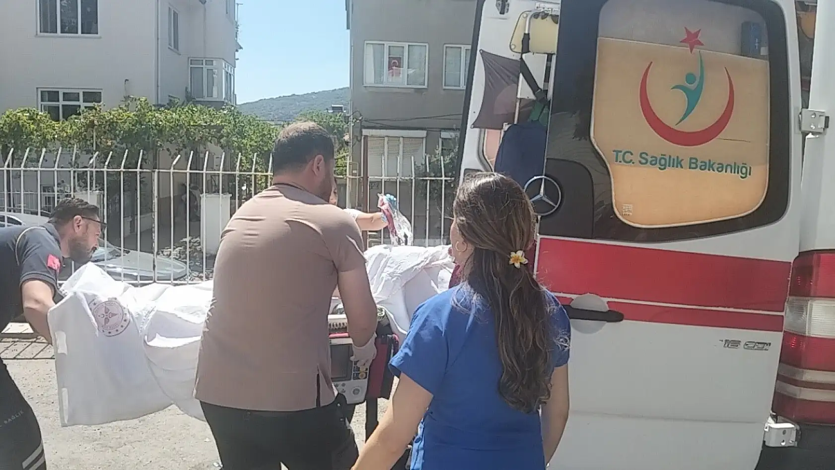 Silahla yaralanan güvenlik görevlisi kapsamlı tedavi için Muğla EAH'a sevk edildi