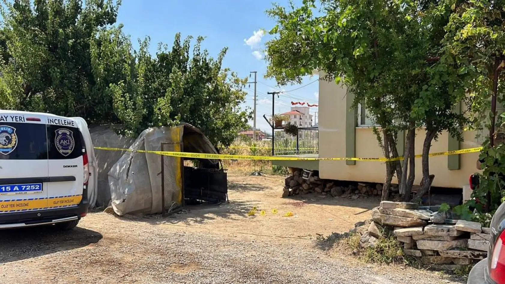 Park tartışmasında damadını tüfekle vurarak öldürdü