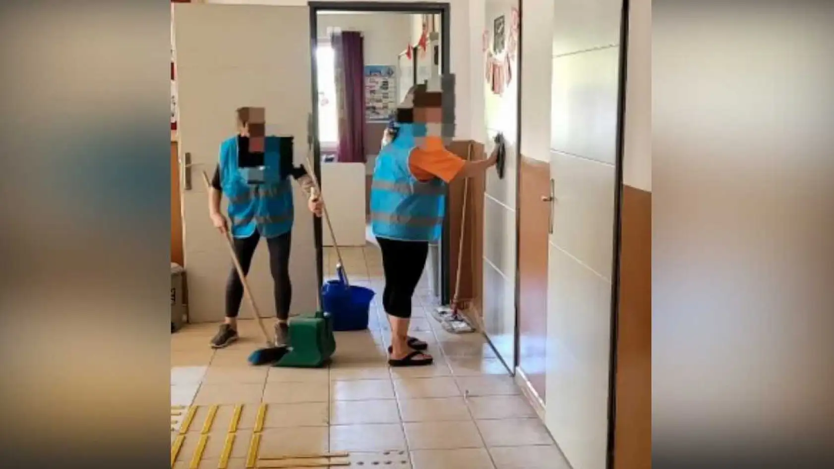 Seydikemer'de Kadın Hükümlülerden Okul Temizliği