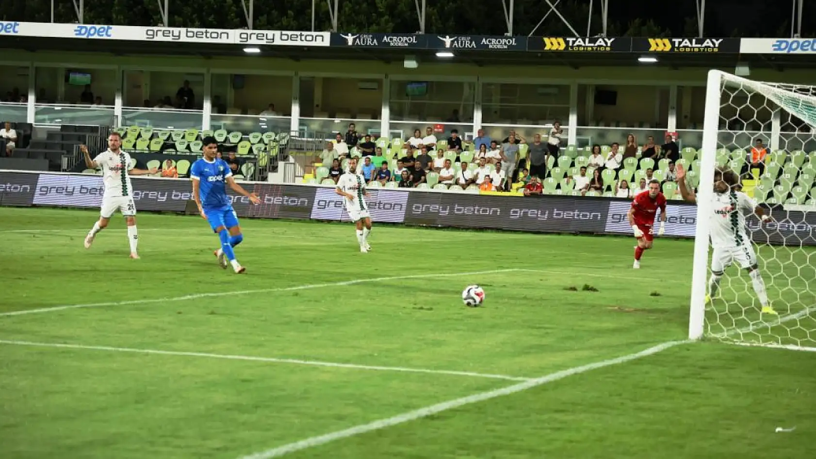 Bodrum FK, Sakaryaspor'u 3-1 Mağlup Etti