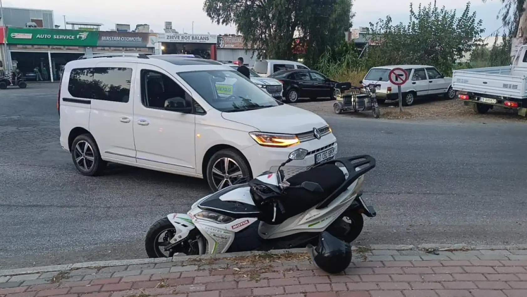 Yaralı Motosiklet Sürücüsü Hastaneye Gitmeyi Reddetti, 104 Promil Alkollü Çıktı