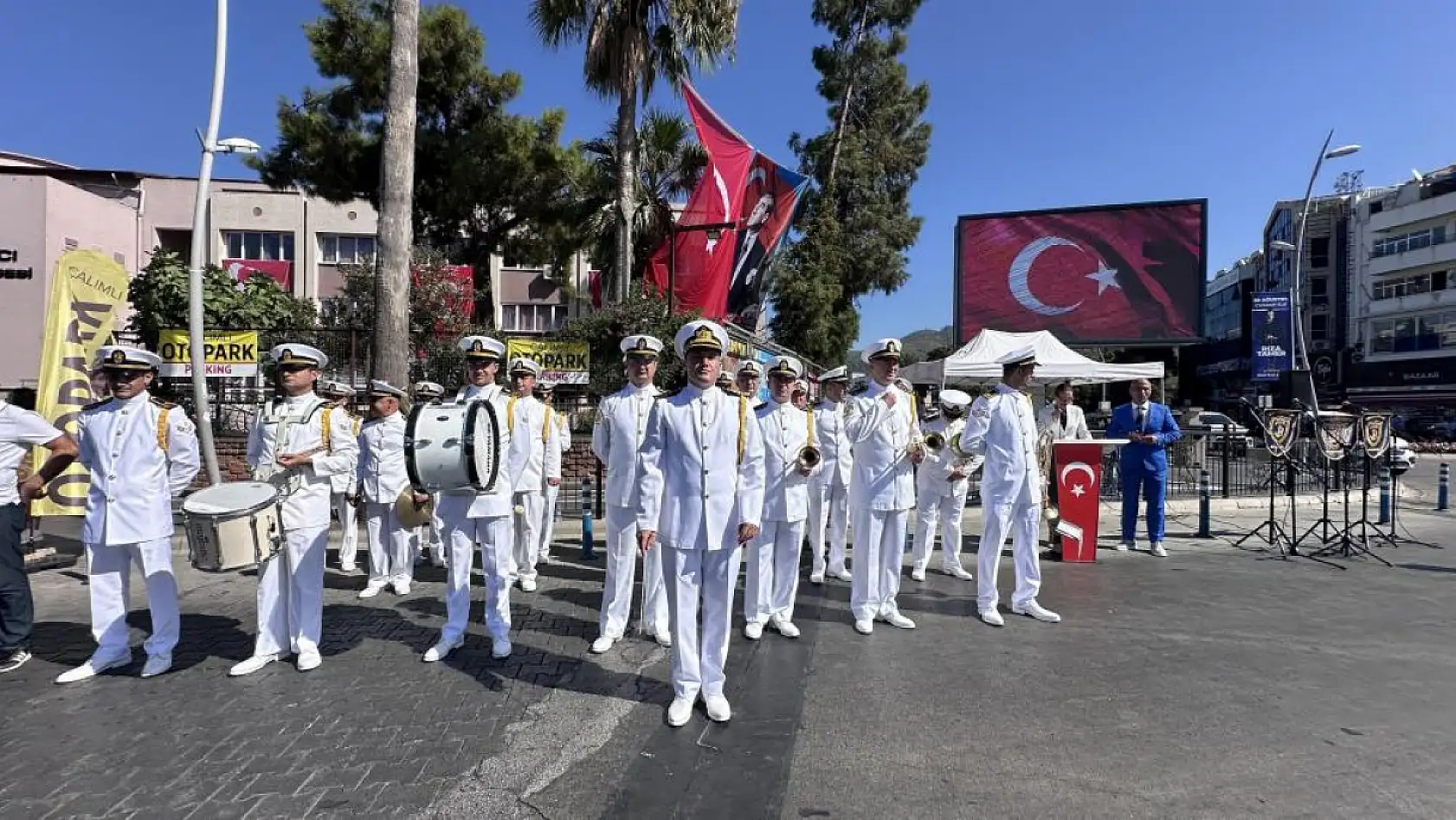 Marmaris'te 30 Ağustos coşkusu yaşandı
