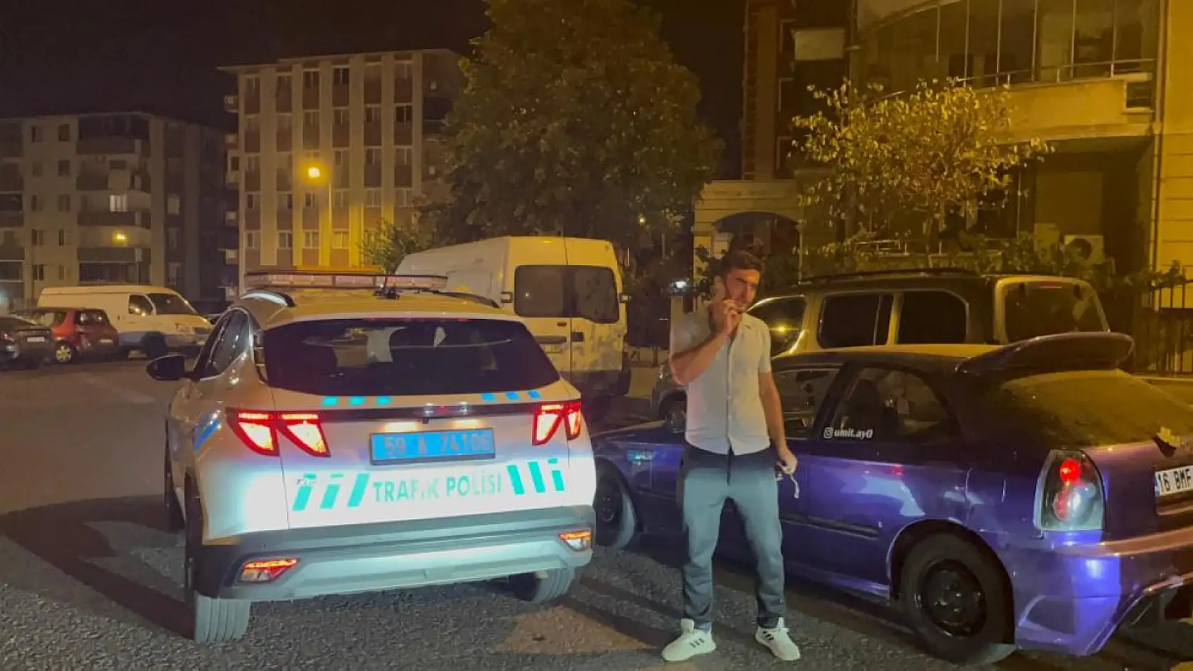 Alkollü sürücü kovalamaca sonucu yakalandı, ilk kez ehliyetini kaptırdığı polisi tebrik etti