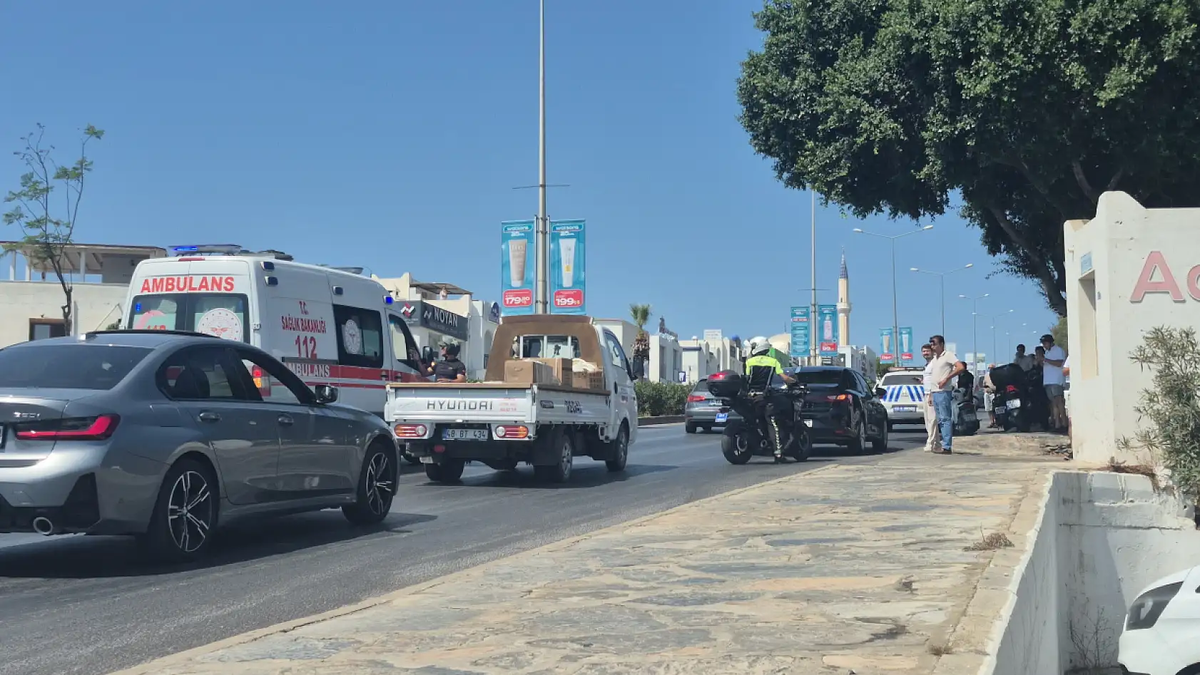Muğla'da otomobilin çarptığı yaya kurtarılamadı