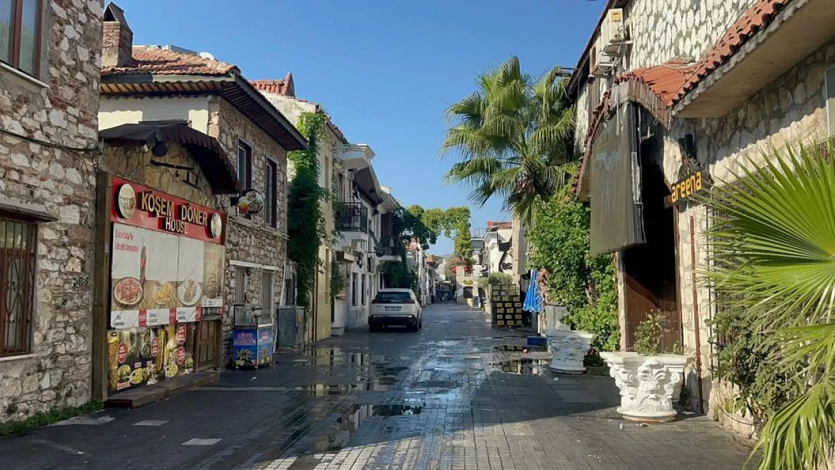 Marmaris'te barda silahlı kavga: 2 yaralı