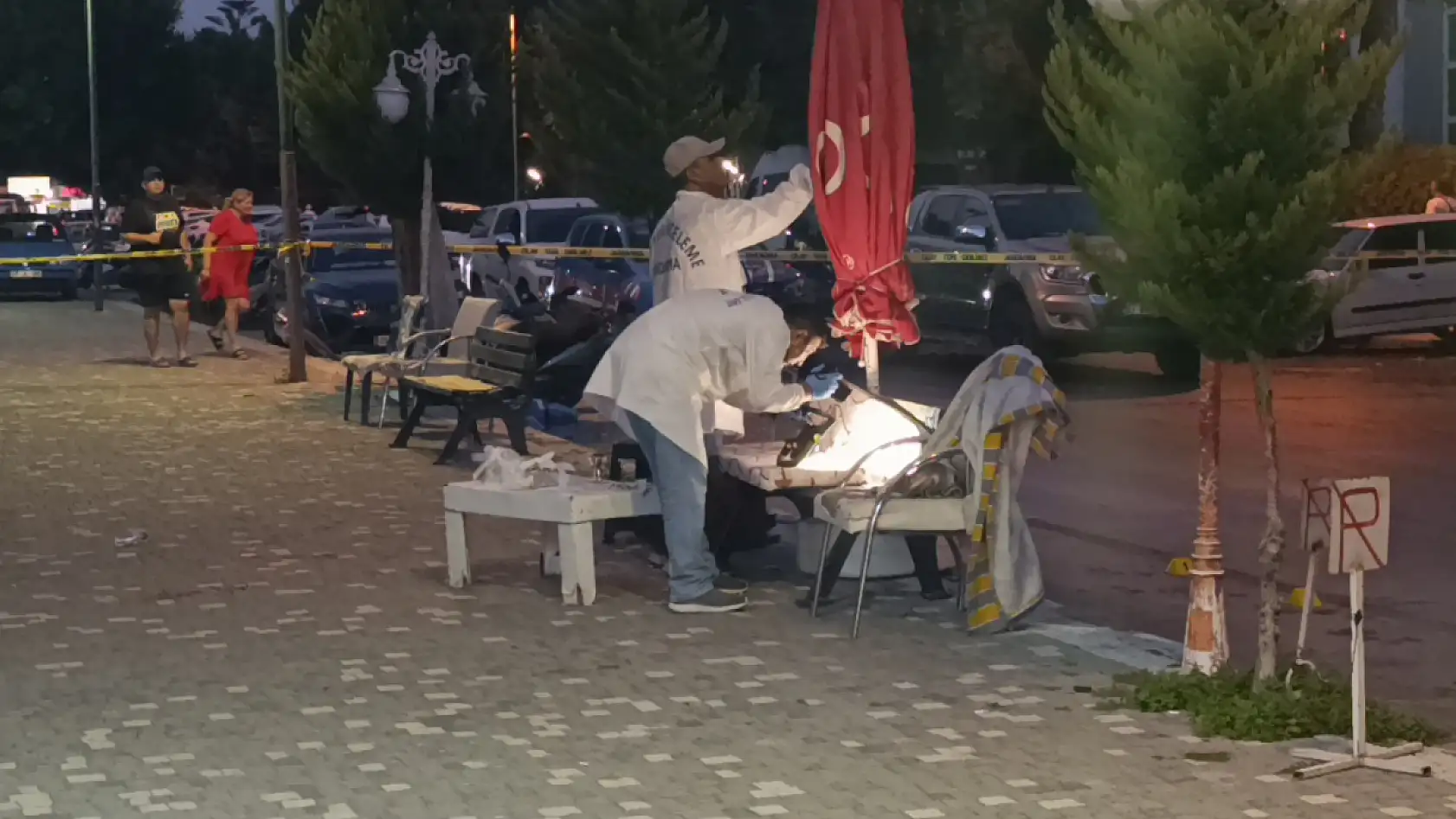 İşyerine silahlı saldırı: 1'i turist 3 yaralı