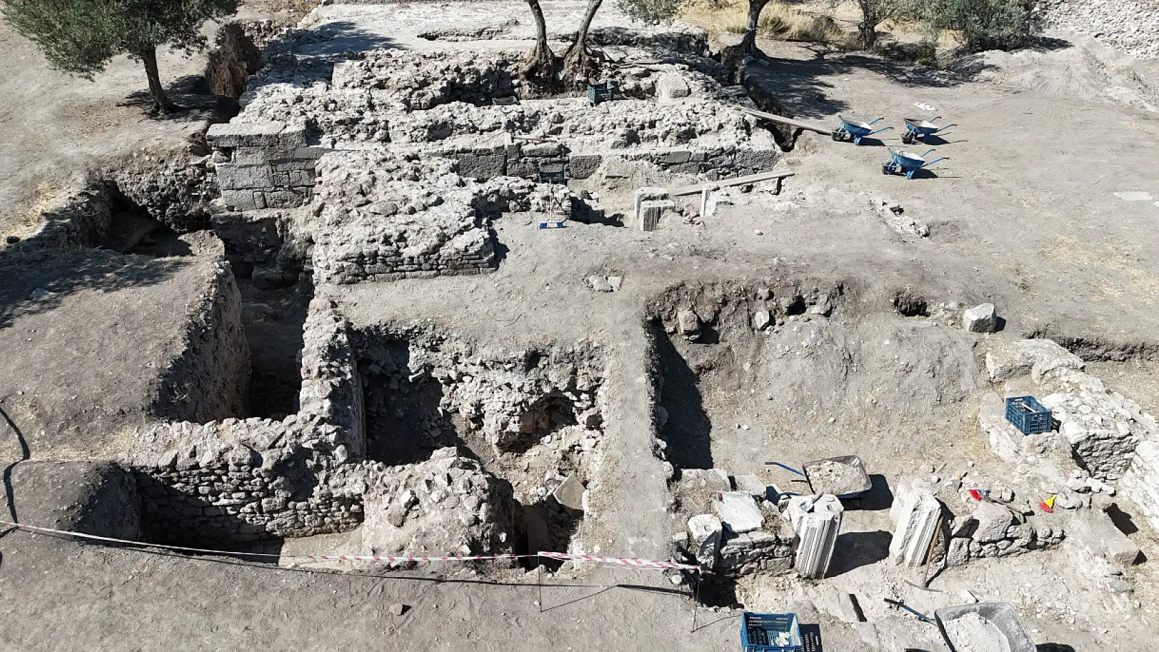 1700 yıllık yerden ısıtma sistemi görenleri şaşırtıyor