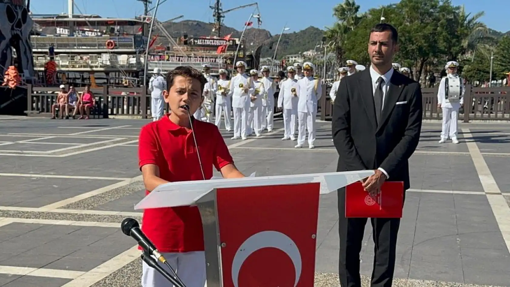 Marmaris gazilerini unutmadı