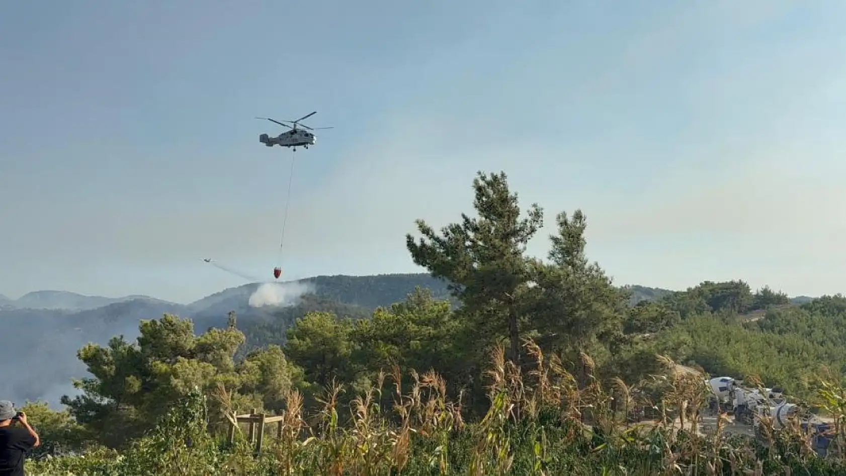 Alanya'da 3 mahalledeki orman yangını kontrol altında: 400 hektar alan zarar gördü