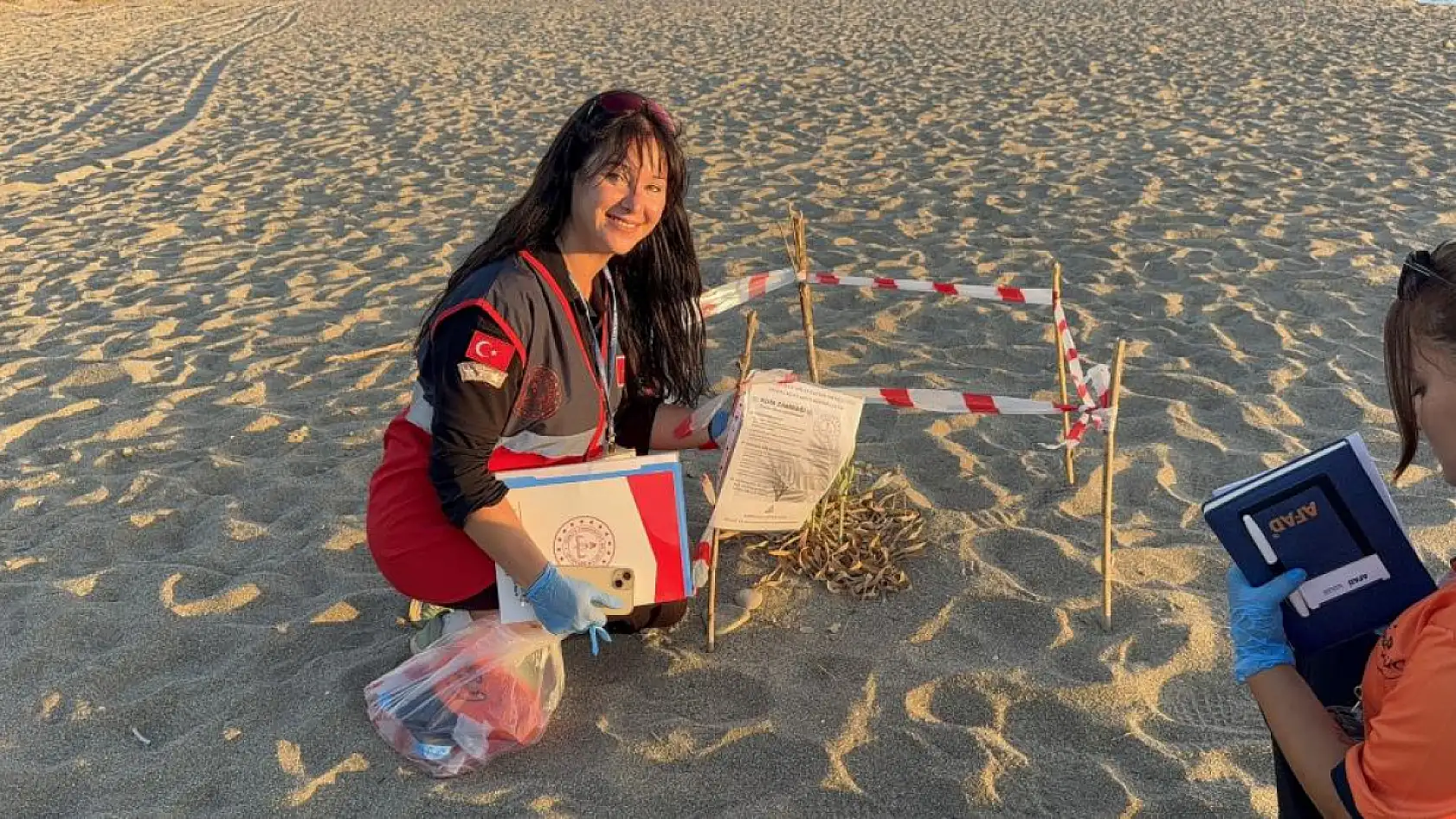 Nesli Tehlike Altındaki Kum Zambaklarına Dokunana 557 Bin TL Ceza!