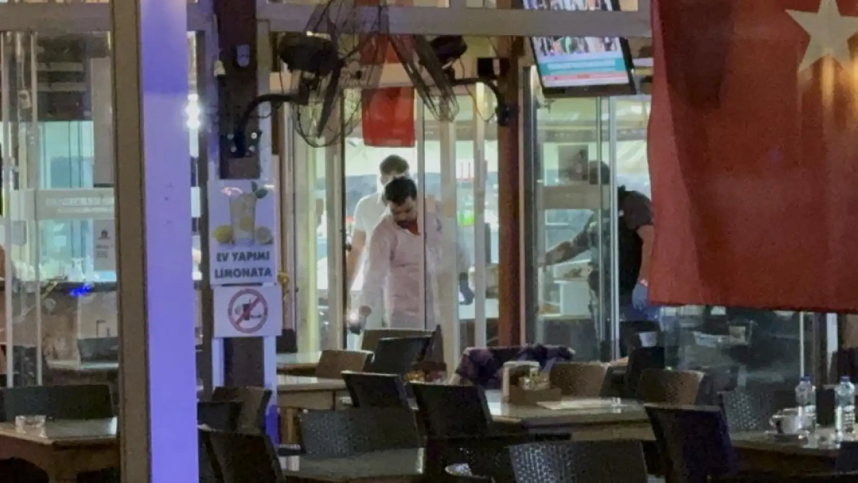 Bodrum'da hesap kavgasında kafeyi kurşun yağmuruna tuttular