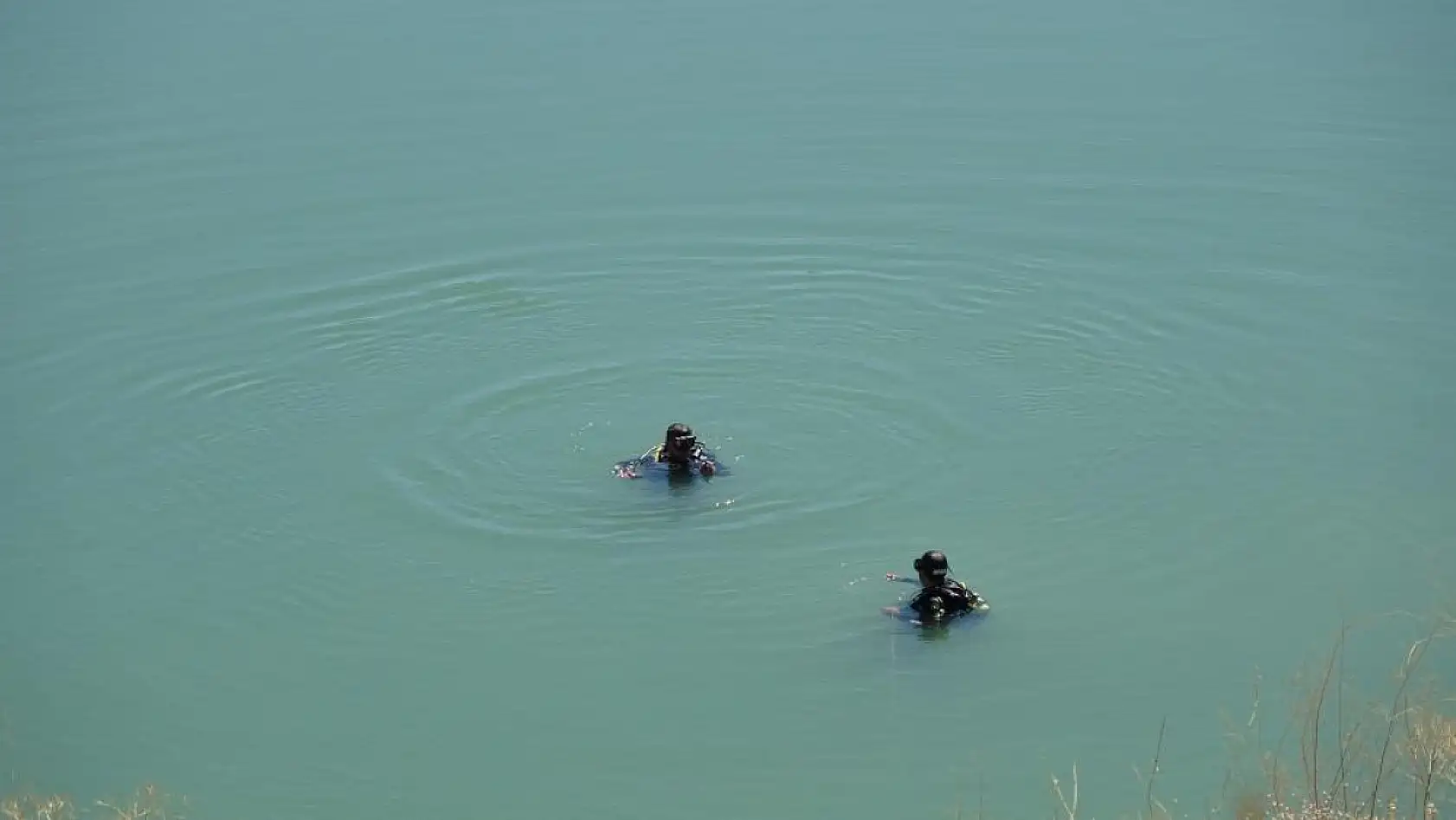 Burdur'da Baraj Kıyısında Kayıp Polis İçin Zamanla Yarış