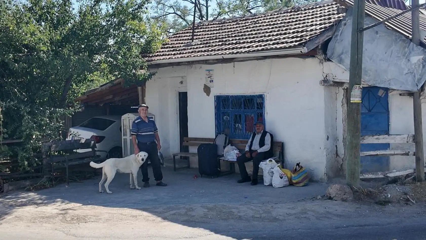 Bu bakkalda herşey tarih