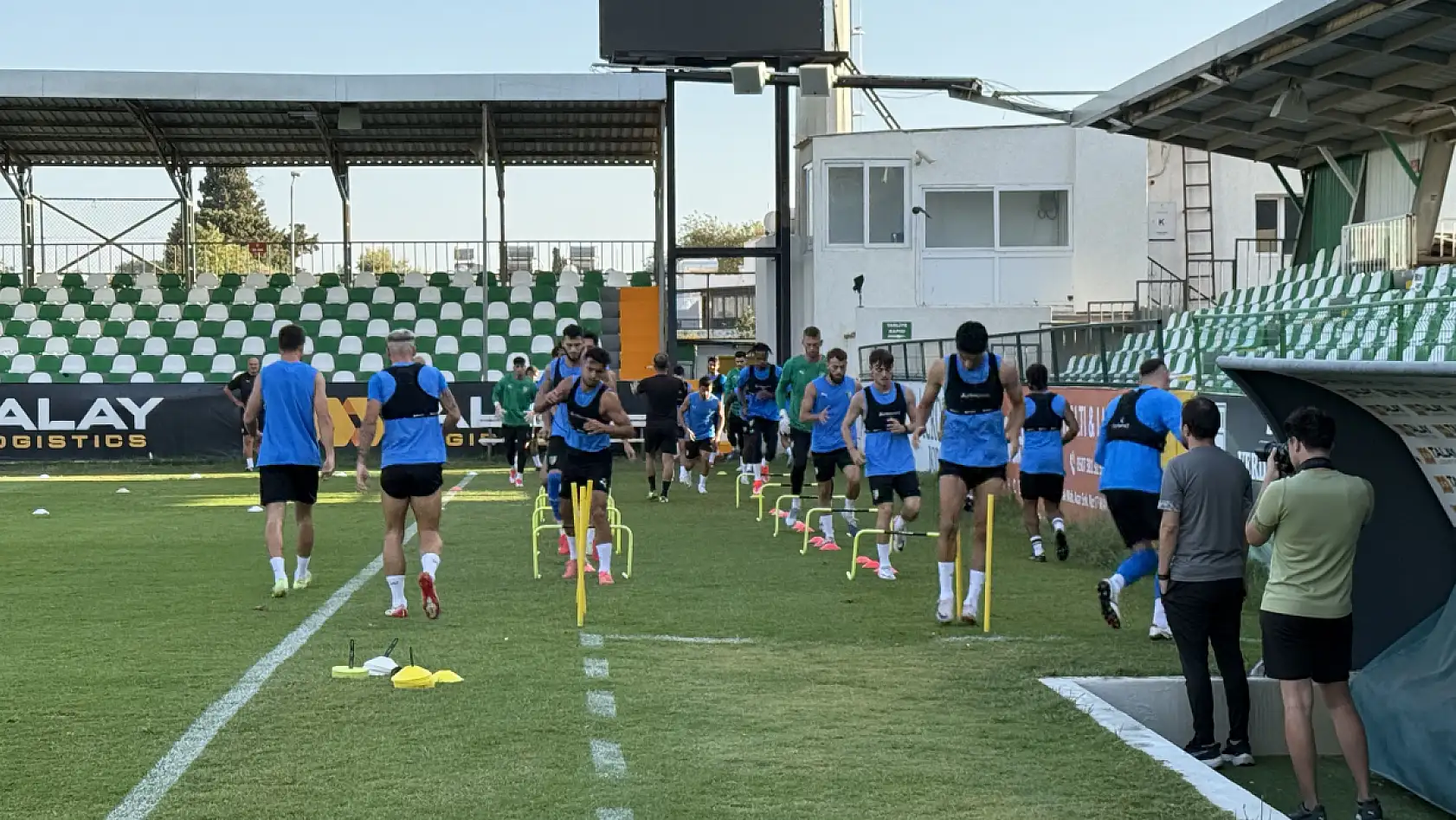 Burhan Eşer: 'Takım bütünlüğüne inanan bir oyun anlayışı istiyoruz'