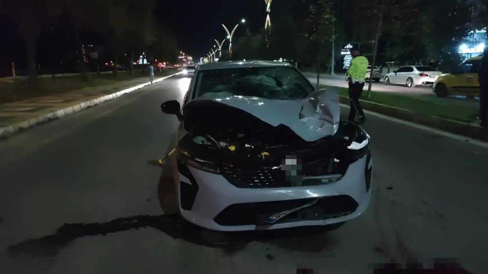 Otomobilin çarptığı yaya hayatını kaybetti