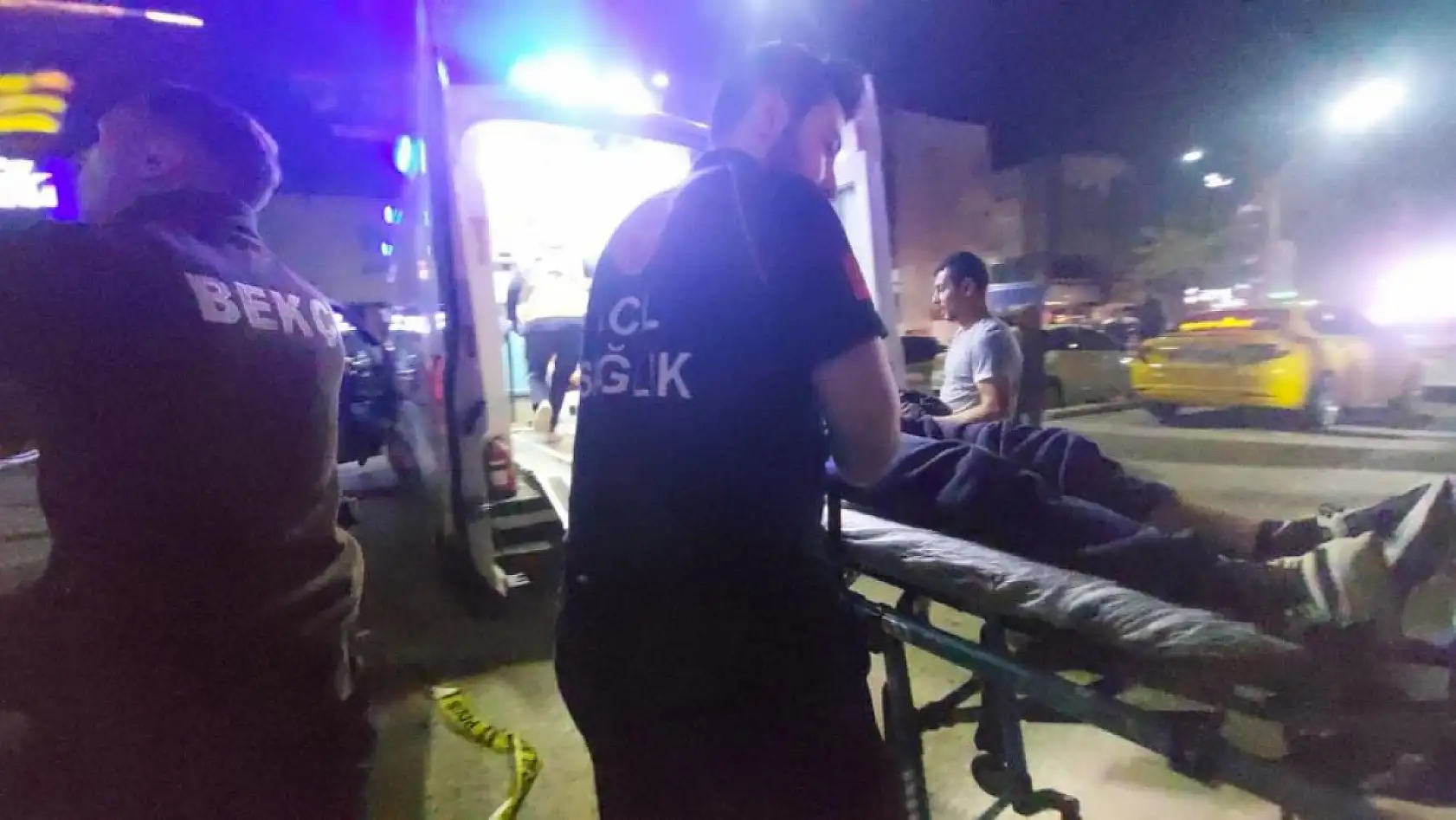 'Kızıma uyuşturucu sattın' diyerek kurşun yağdırdı: 1 yaralı