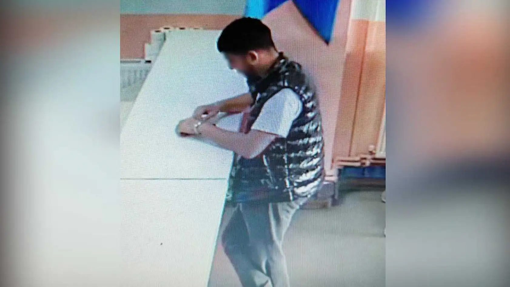 Böyle dolandırıcılık görülmedi: 170 bin liralık ürünü şubeden alıp gittiler