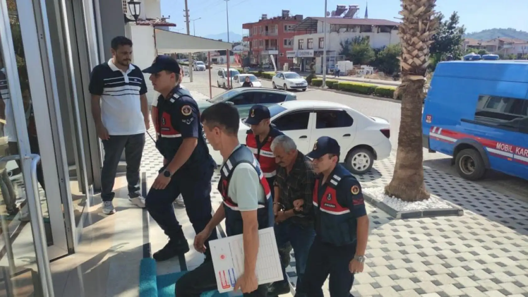 Seydikemer'de Komşusunu Öldüren Sanığa Müebbet Hapis Cezası