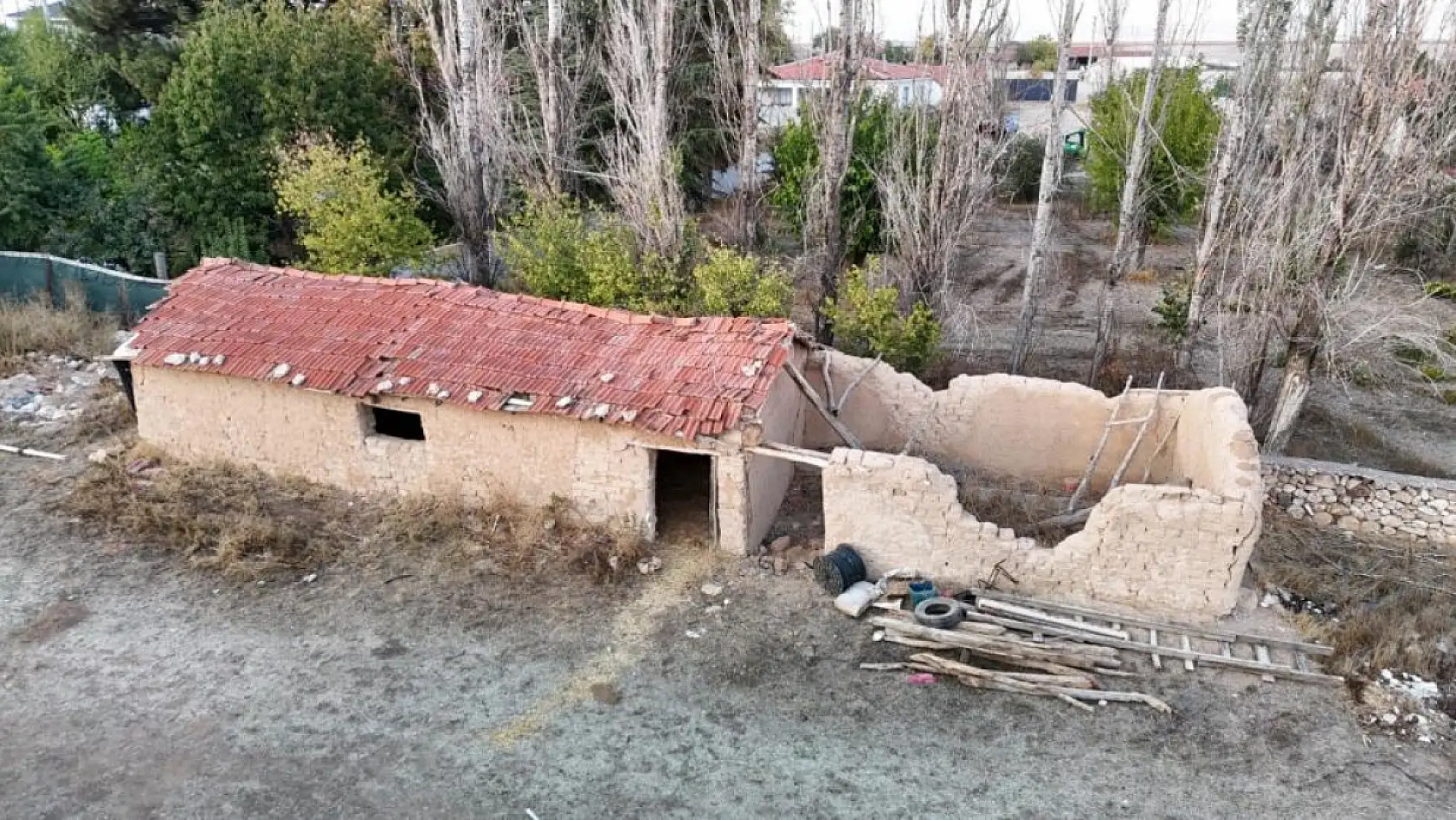 Kaybolduktan 14 yıl sonra kardeşinin ahırında cansız bedeni bulunmuştu: Arkadaşı anlattı