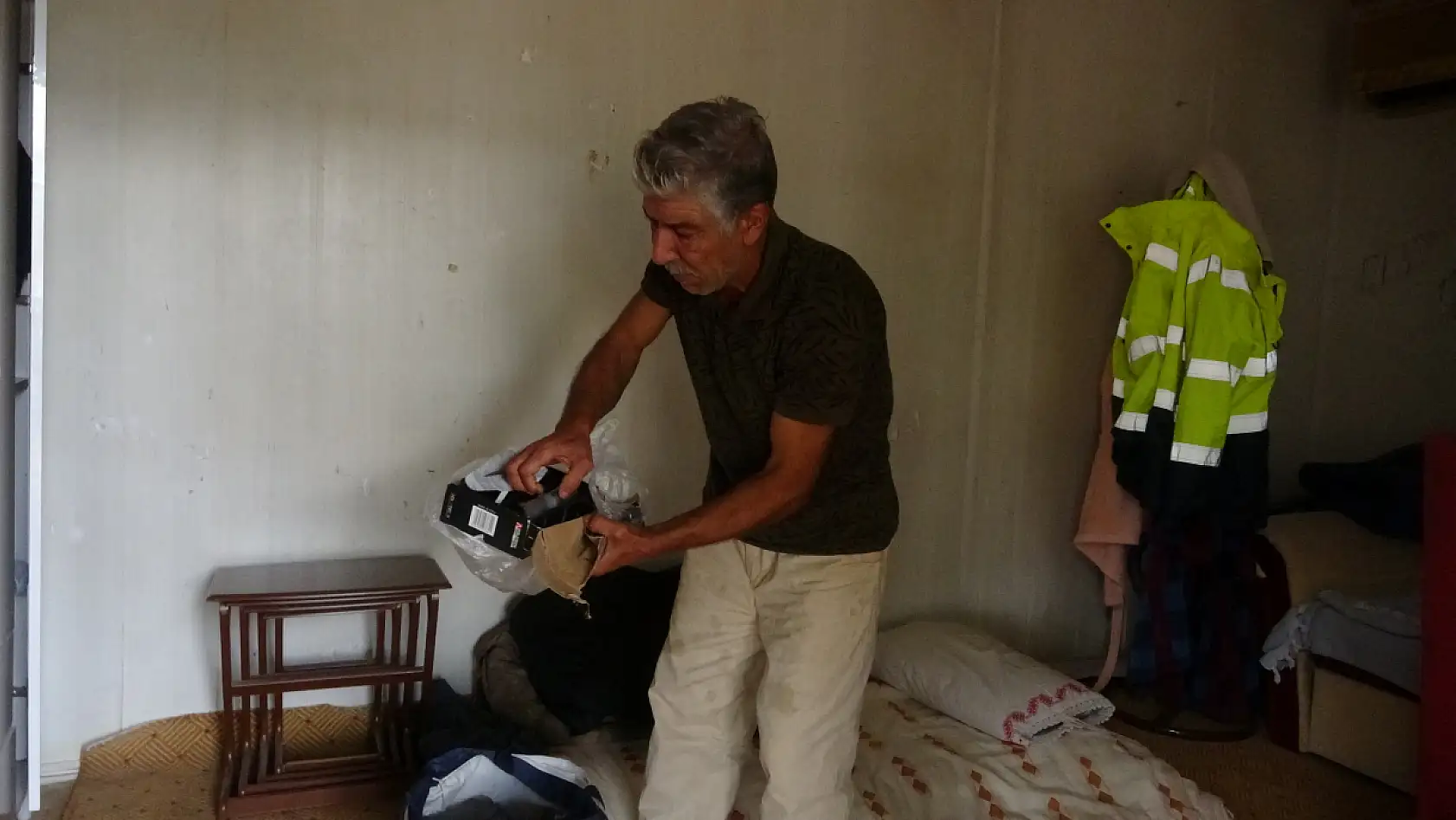 İyiliği hayatını altüst etti, hem yarım milyon lira borçlandı hem de evden kovuldu