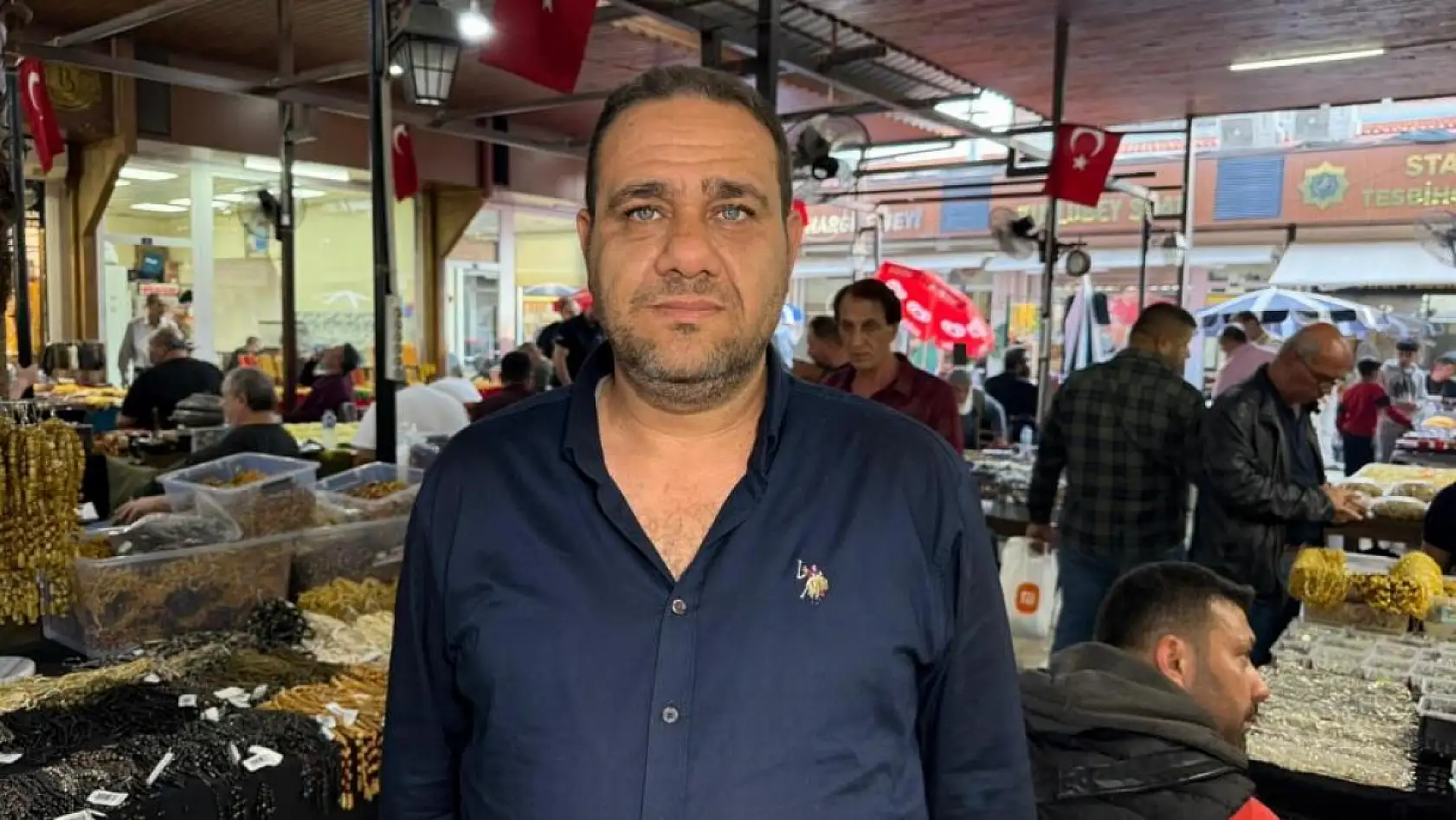 Tespih mezatı her ay binlerce koleksiyoner ve meraklıyı bir araya getiriyor