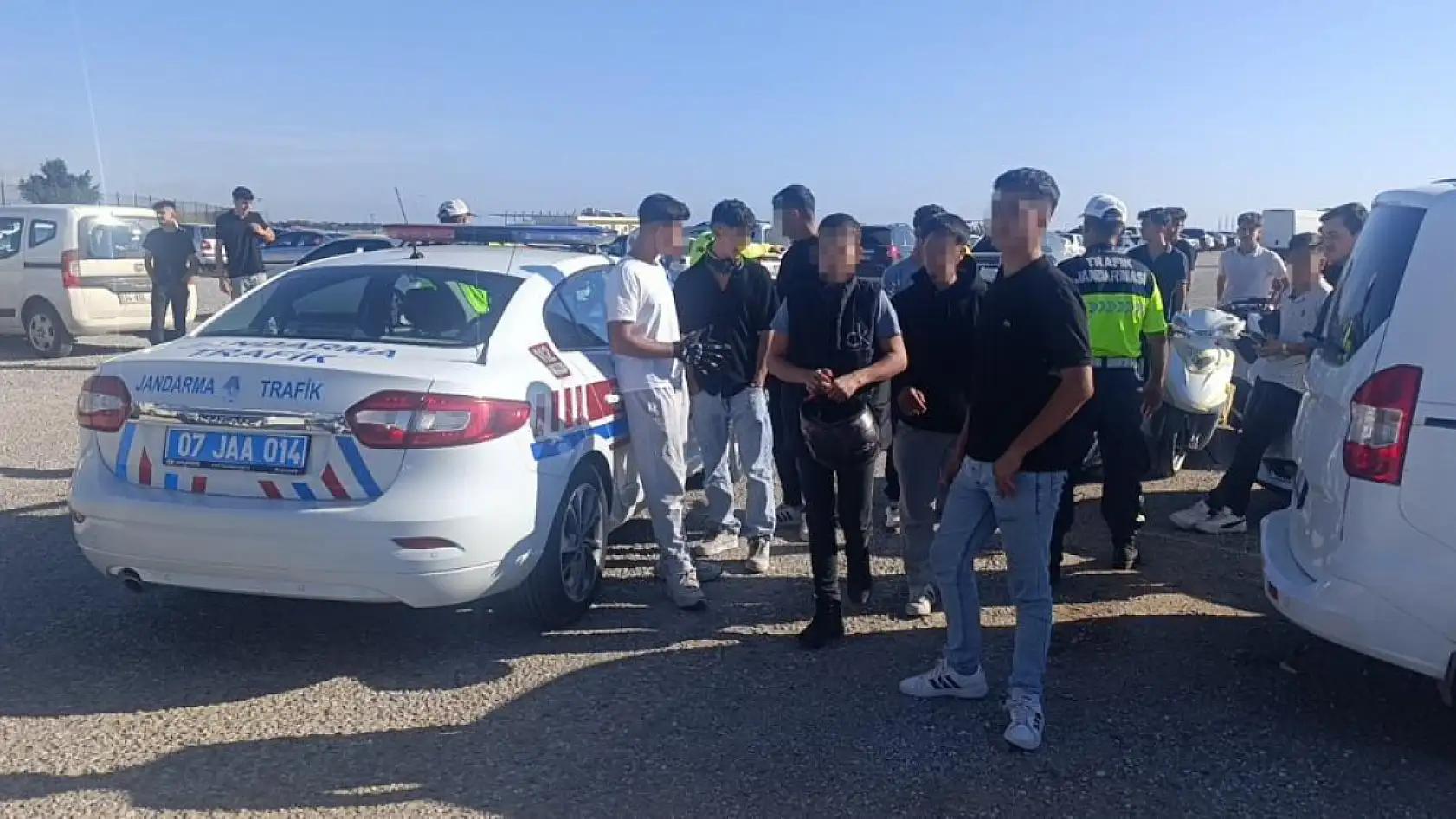'Yaptıklarımızdan pişman değiliz, aklımız yapamadıklarımızda' dediler 220 bin lira ceza yediler