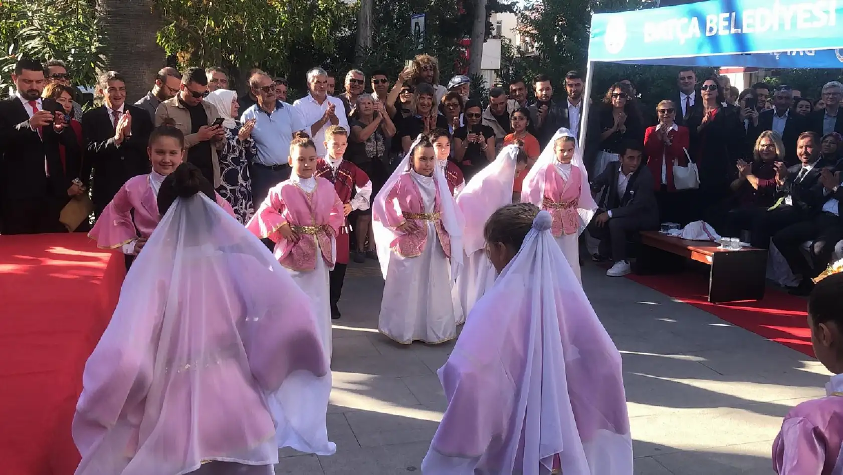 Muğla Valisi Akbıyık, Datça'daki hayırsever okulunun temelini attı