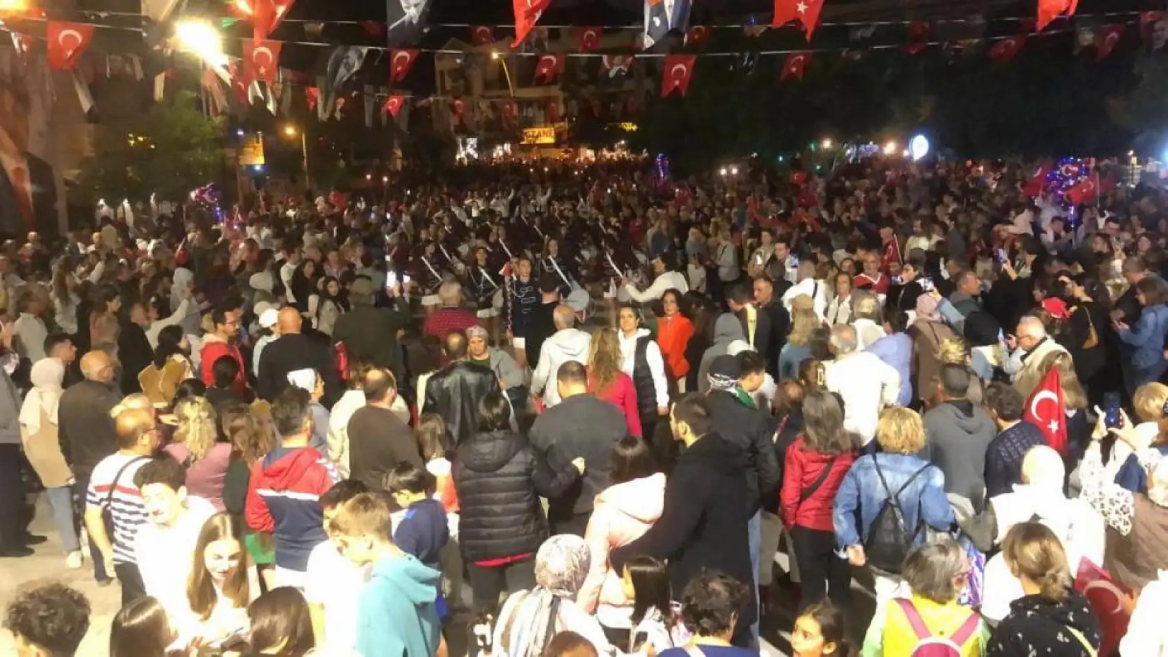 Datça'da Cumhuriyet Bayramı büyük coşkuyla kutlandı