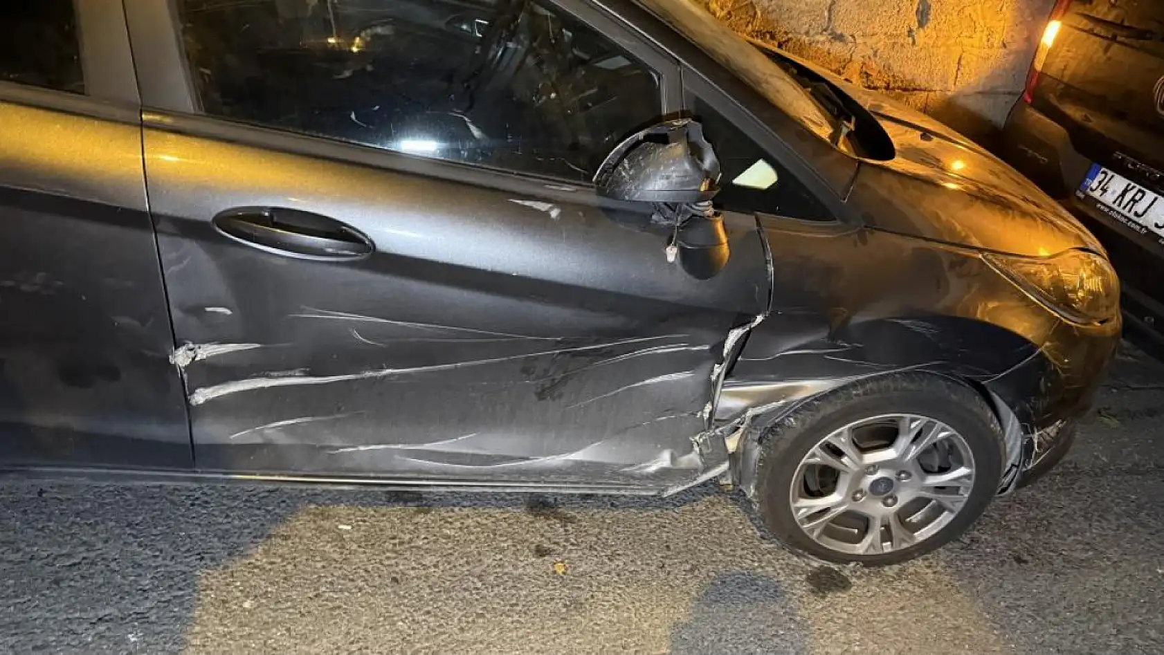 Sokağa dalan vinç dehşet saçtı: Mahalleli sokağa döküldü