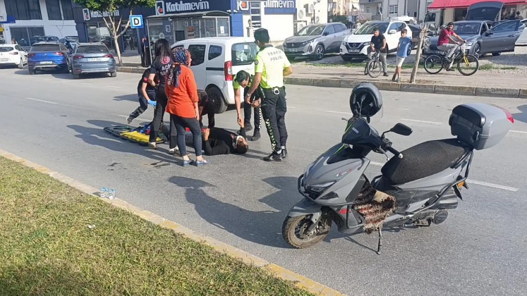 Kaza sesini duyanlar yardımına koştu