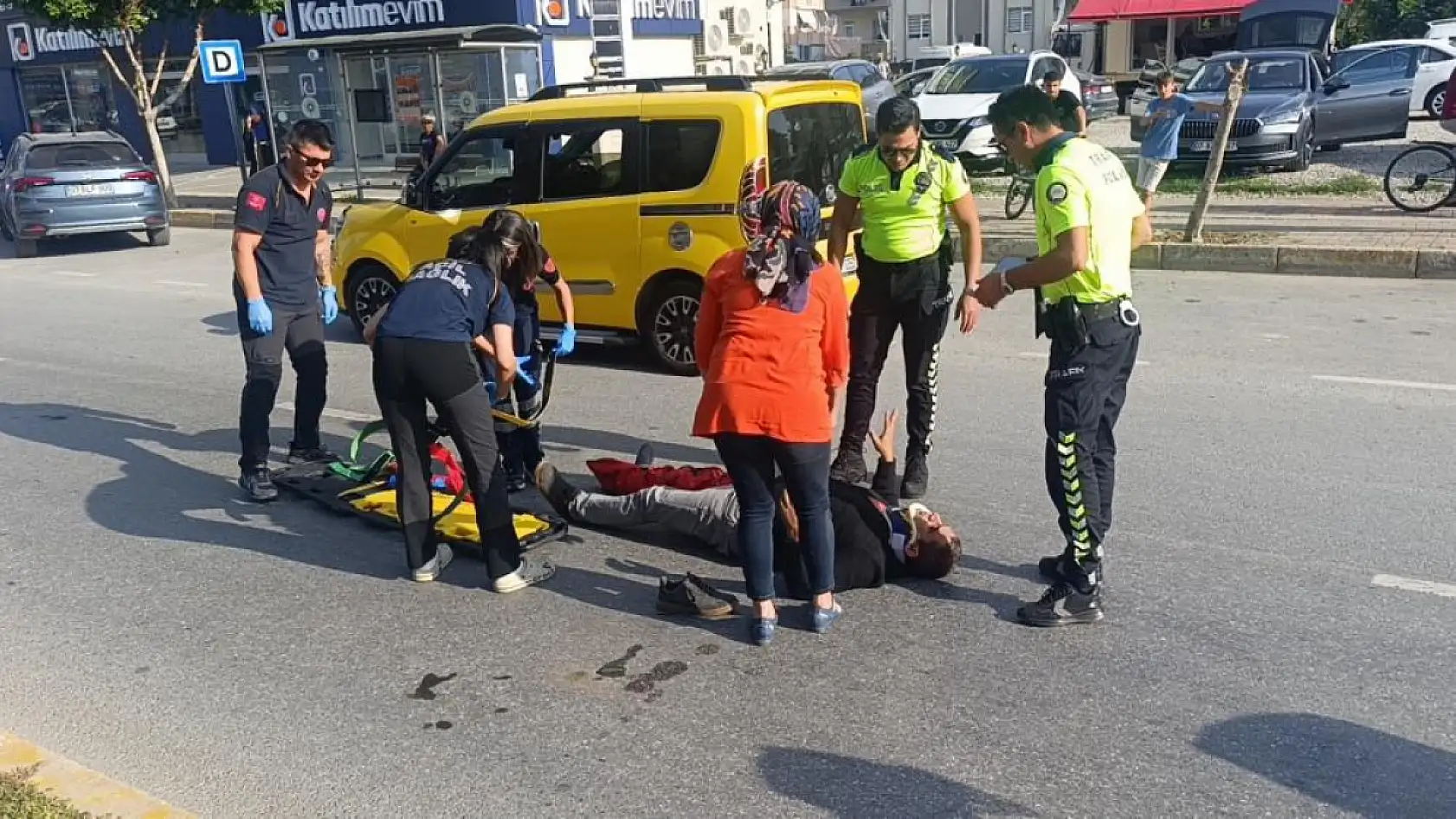 Kaza sesini duyanlar yardımına koştu