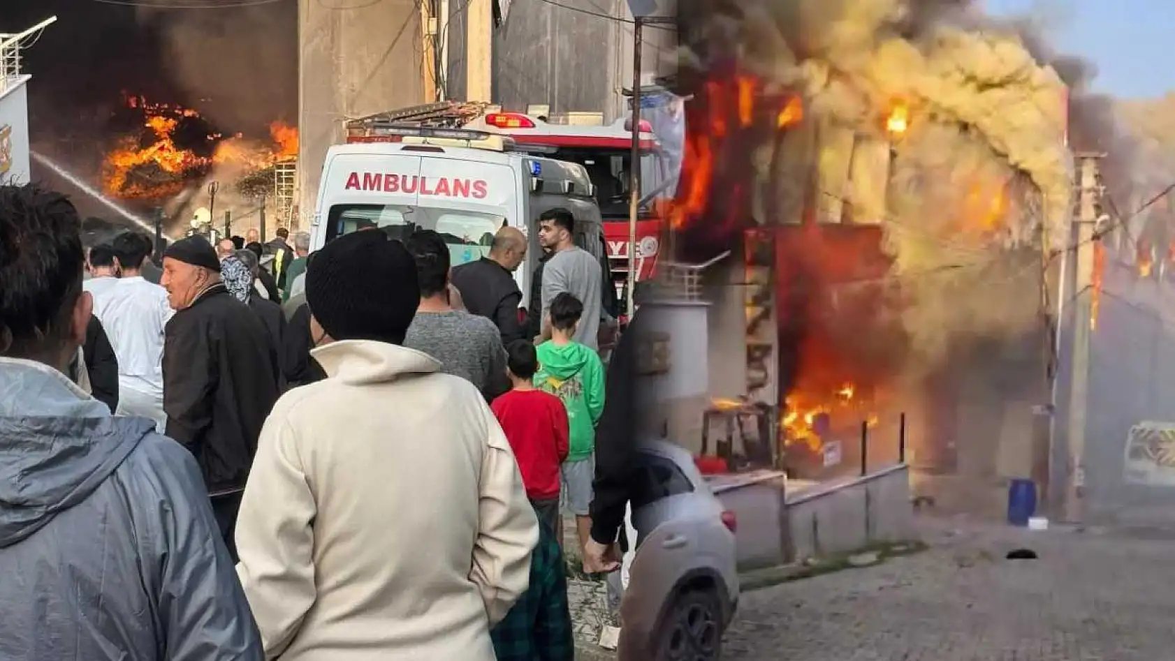 Kozmetik fabrikasında yangın: 6 ölü, 1 yaralı