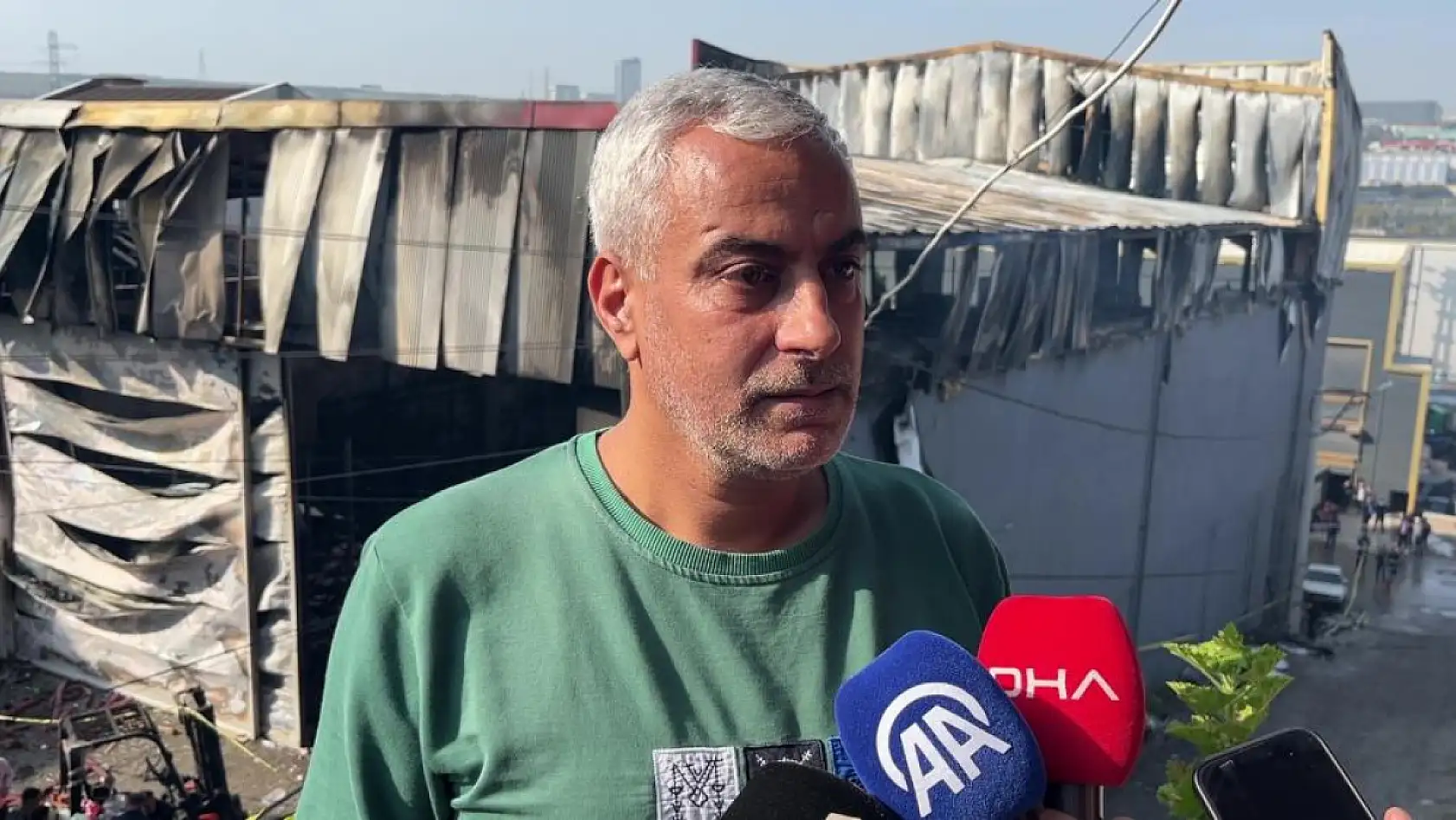 6 kişiye mezar olan yangının tanığı: 'İçerde çocuklar ve kadınlar bağırıyordu'