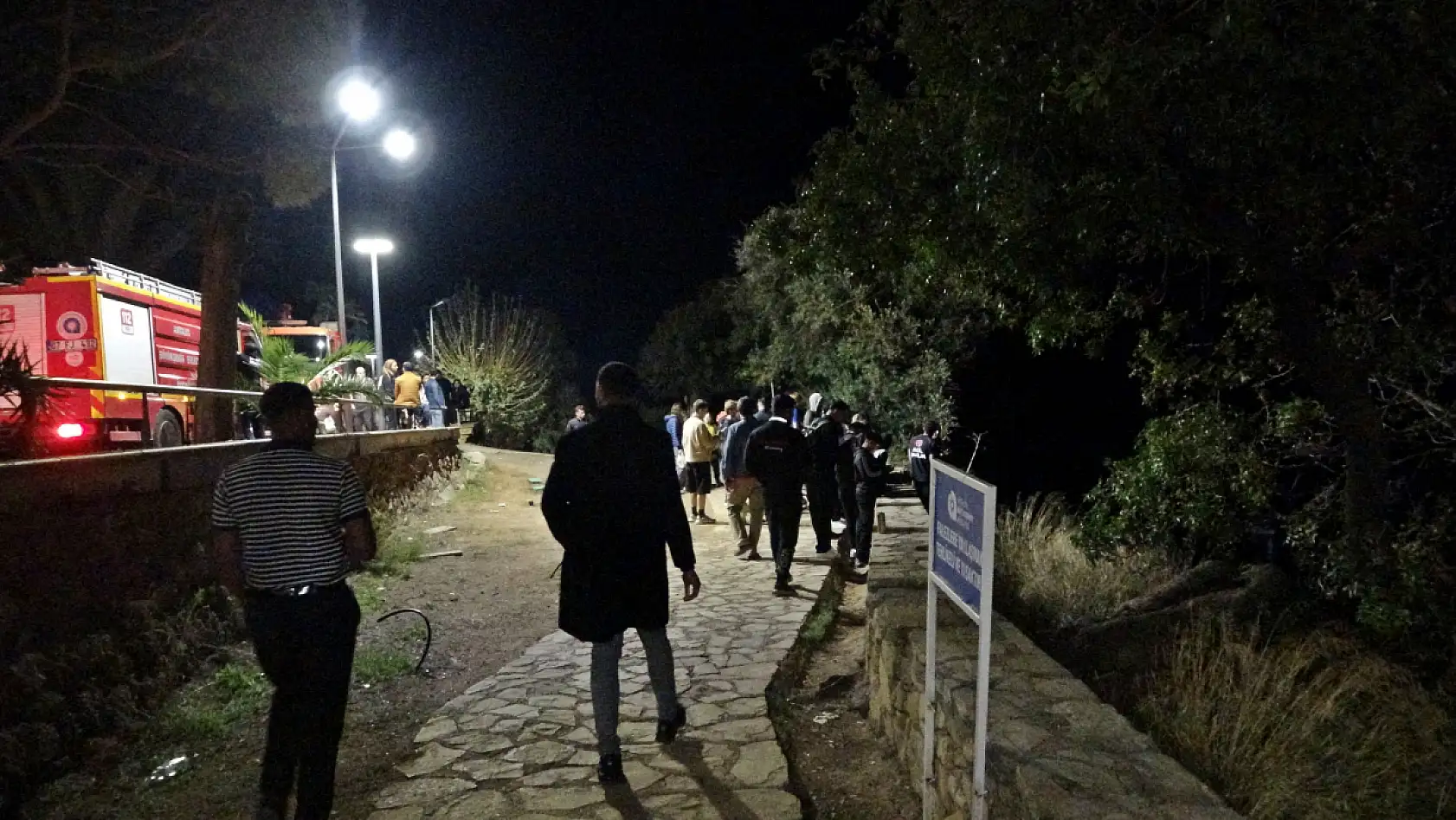 30 metrelik falezlerden kayalık alana düşen genç yaşamını yitirdi