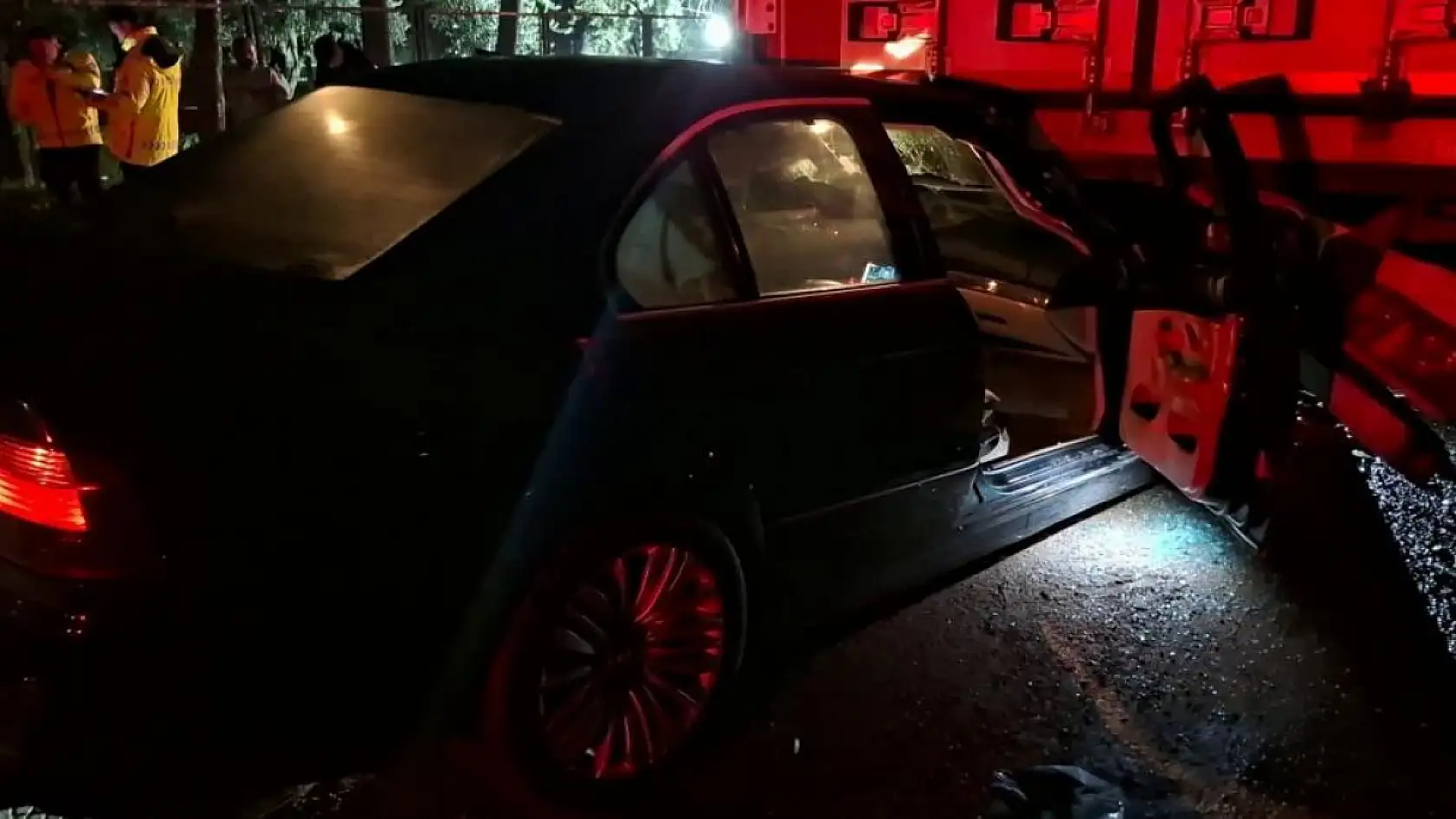 Feci kazadan acı haber geldi: Sürücü hayatını kaybetti, alkollü olduğu tespit edildi