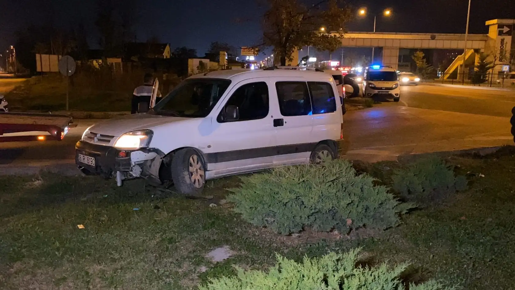 Polisin 'dur' ihtarına uymadı, yakalanınca cezadan kaçamadı