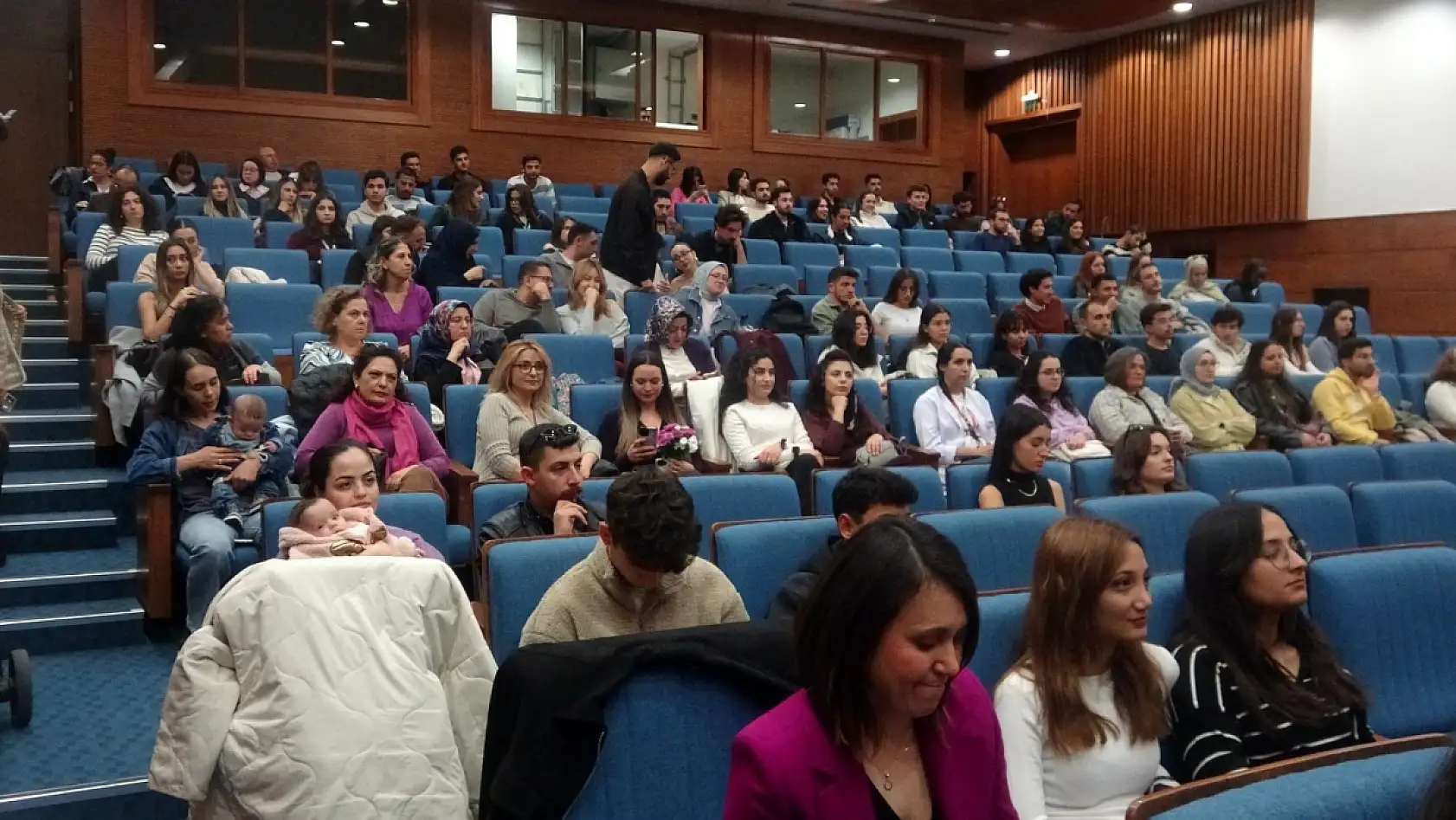 Muğla Sıtkı Koçman Üniversitesi'nde 'Prematüre Bebeklerin Yaşam Yolculuğu' paneli düzenlendi