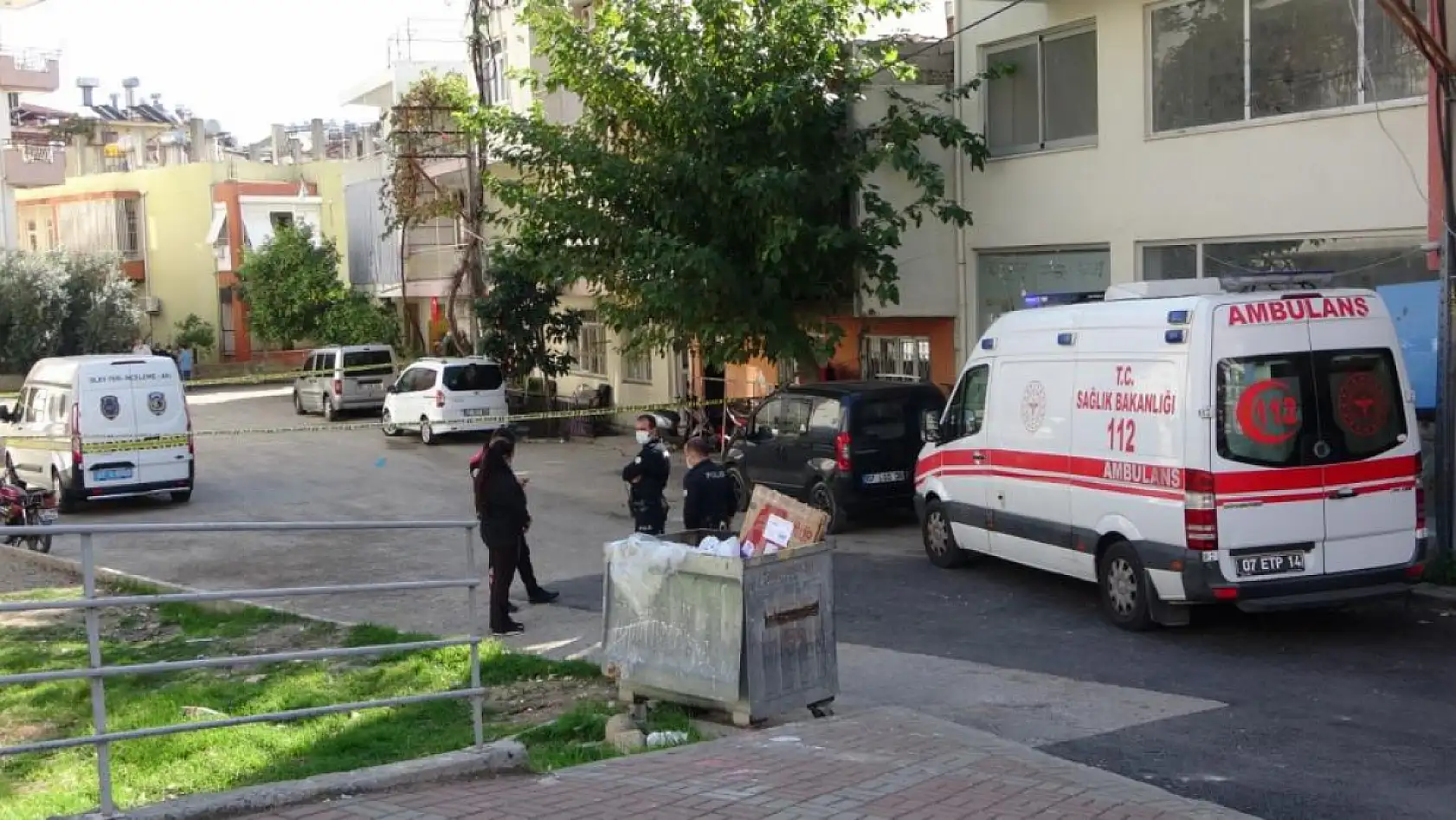 Mahalleyi koku sarınca öldüğü ortaya çıktı