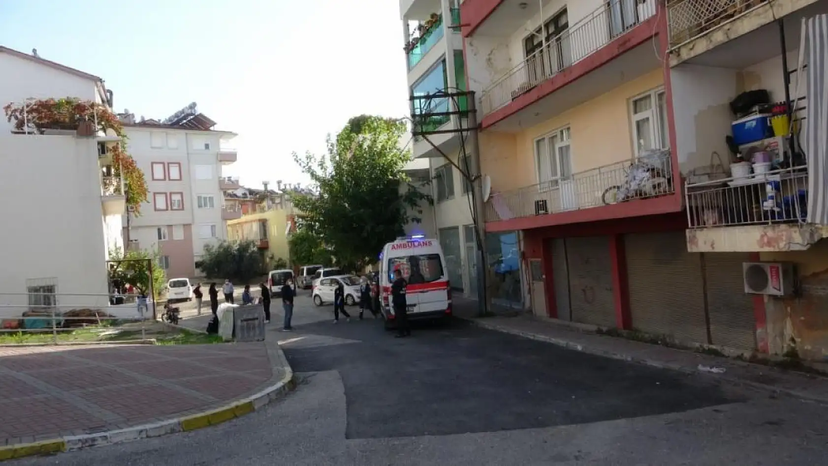 Mahalleyi koku sarınca öldüğü ortaya çıktı